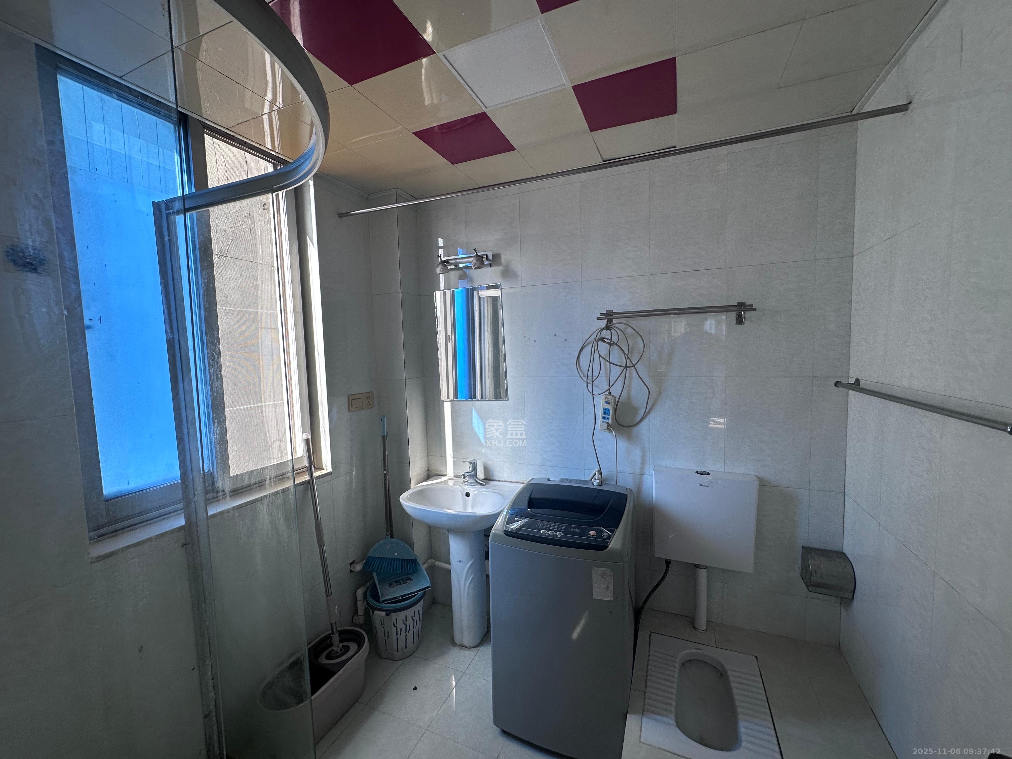 火星一片  2室2厅1卫    1100.0元/月室内图