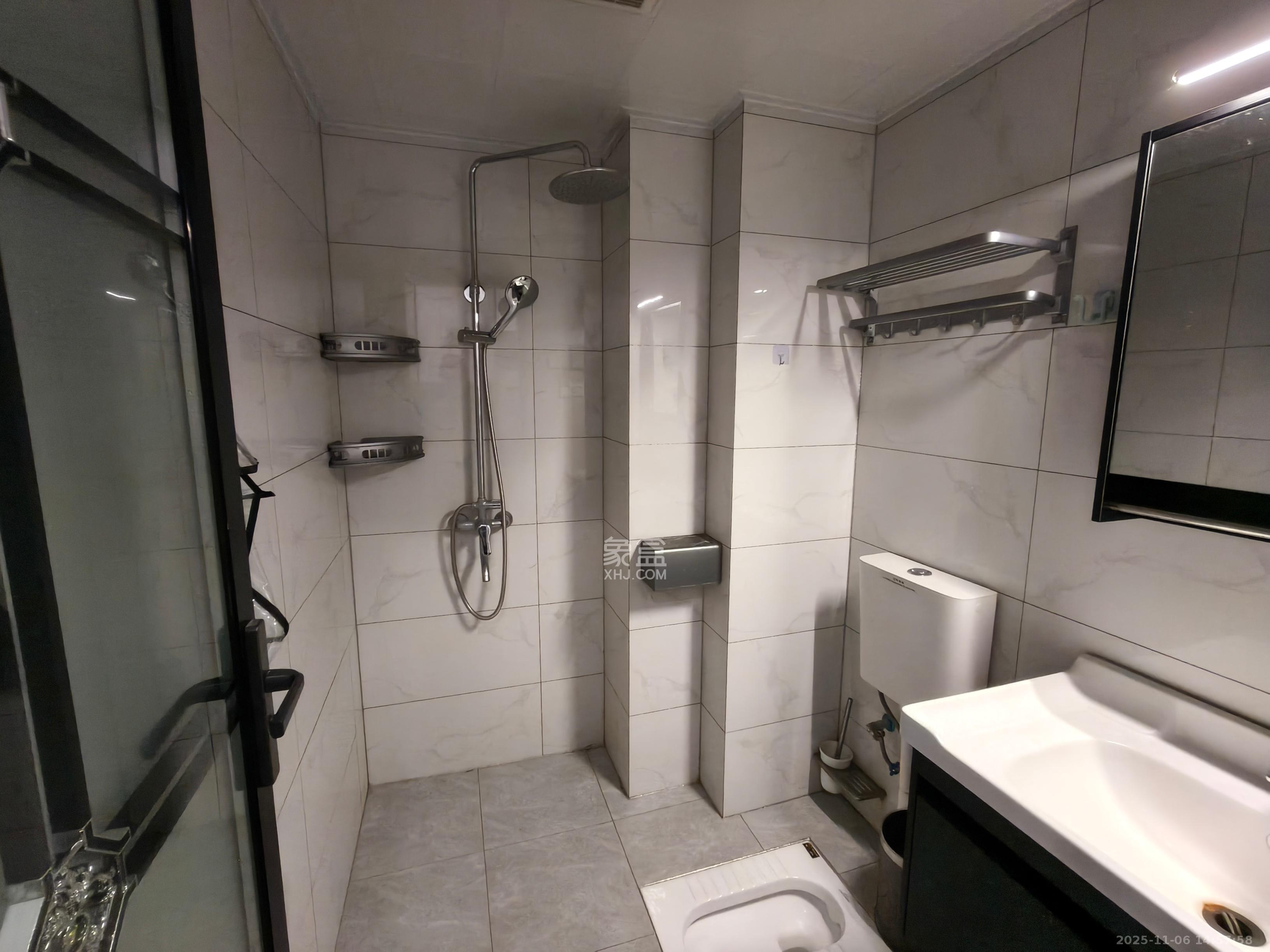 国泰九龙湾 1室1厅1卫 1500.0元/月 国泰九龙湾 1室1厅1卫 1500.0元/月室内图