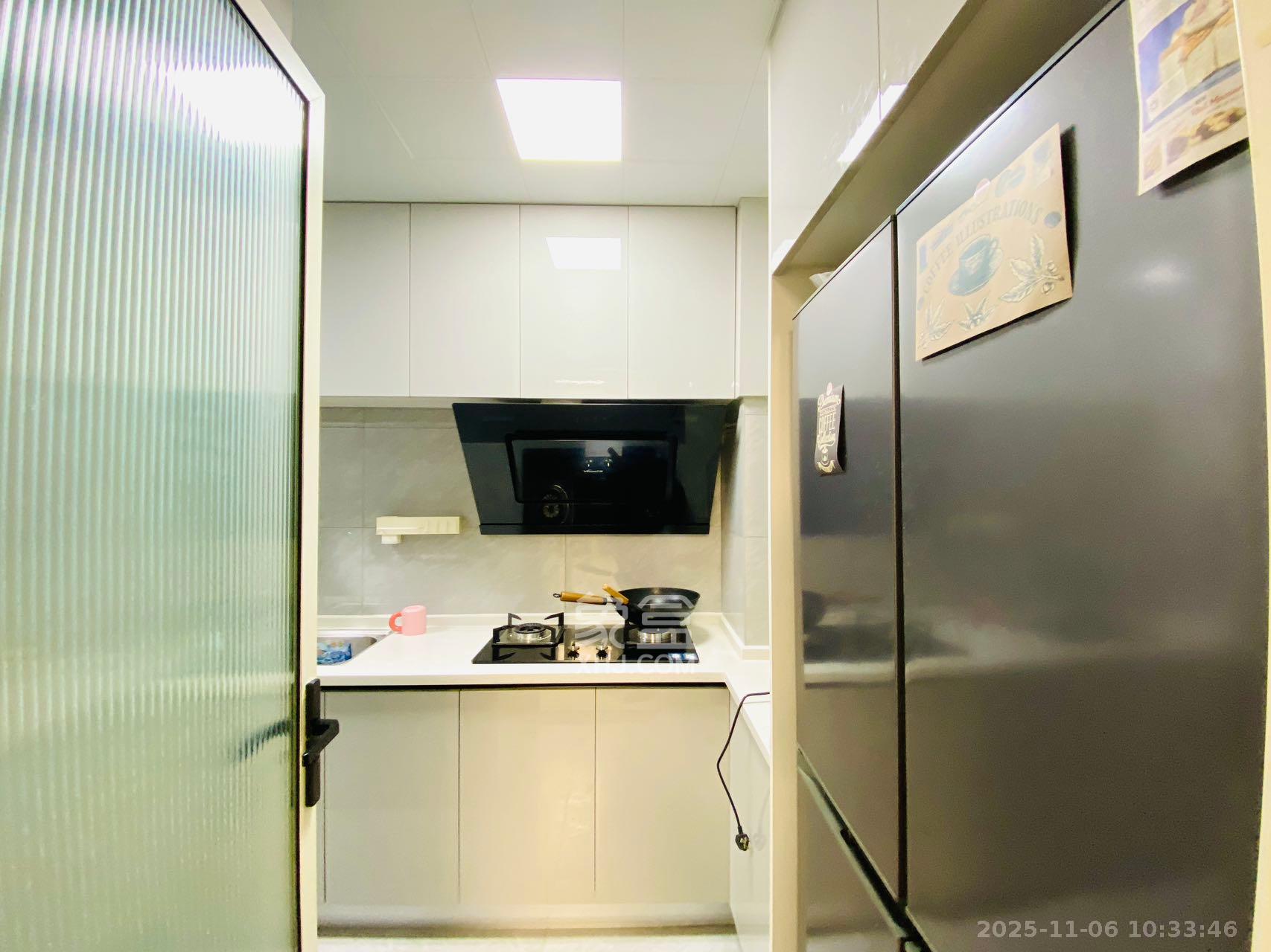 莲馨苑  2室1厅1卫    2000.0元/月室内图