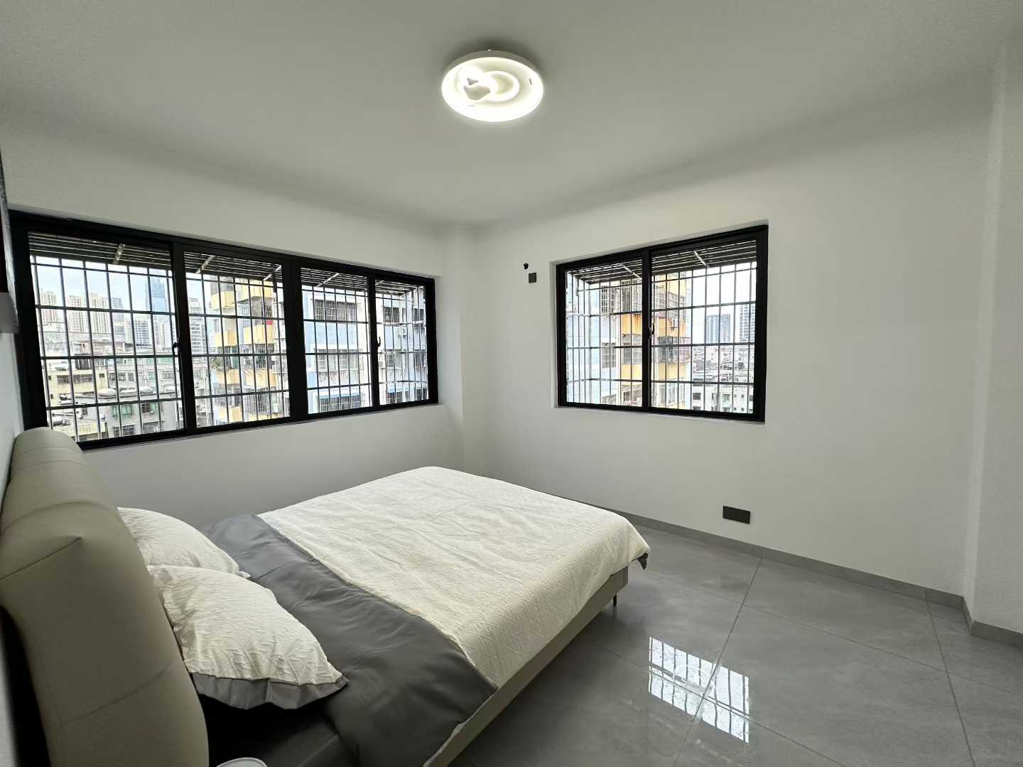 滨江花园（青年路）  1室0厅0卫    78.0万室内图