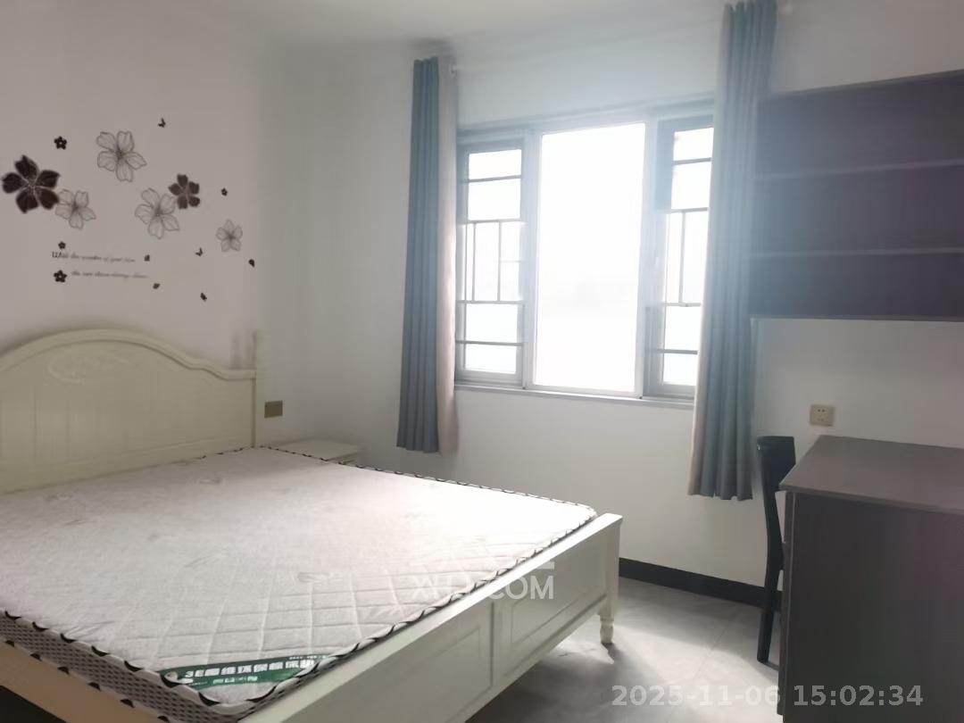 鑫利家园  1室1厅1卫    1600.0元/月室内图