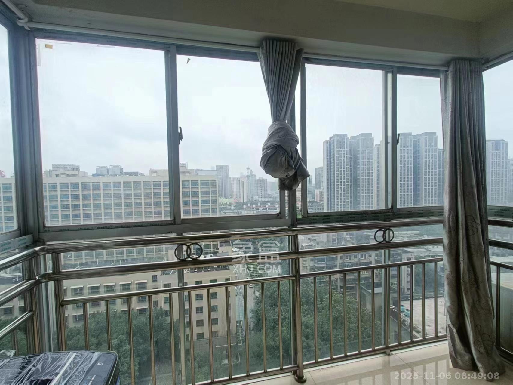 新芙蓉之都 3室1厅1卫 2400.0元/月 新芙蓉之都 3室1厅1卫 2400.0元/月室内图