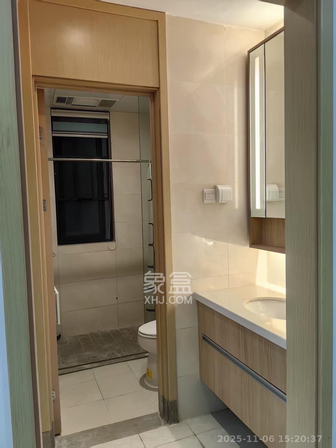 启迪协信中心  2室1厅1卫    2800.0元/月室内图