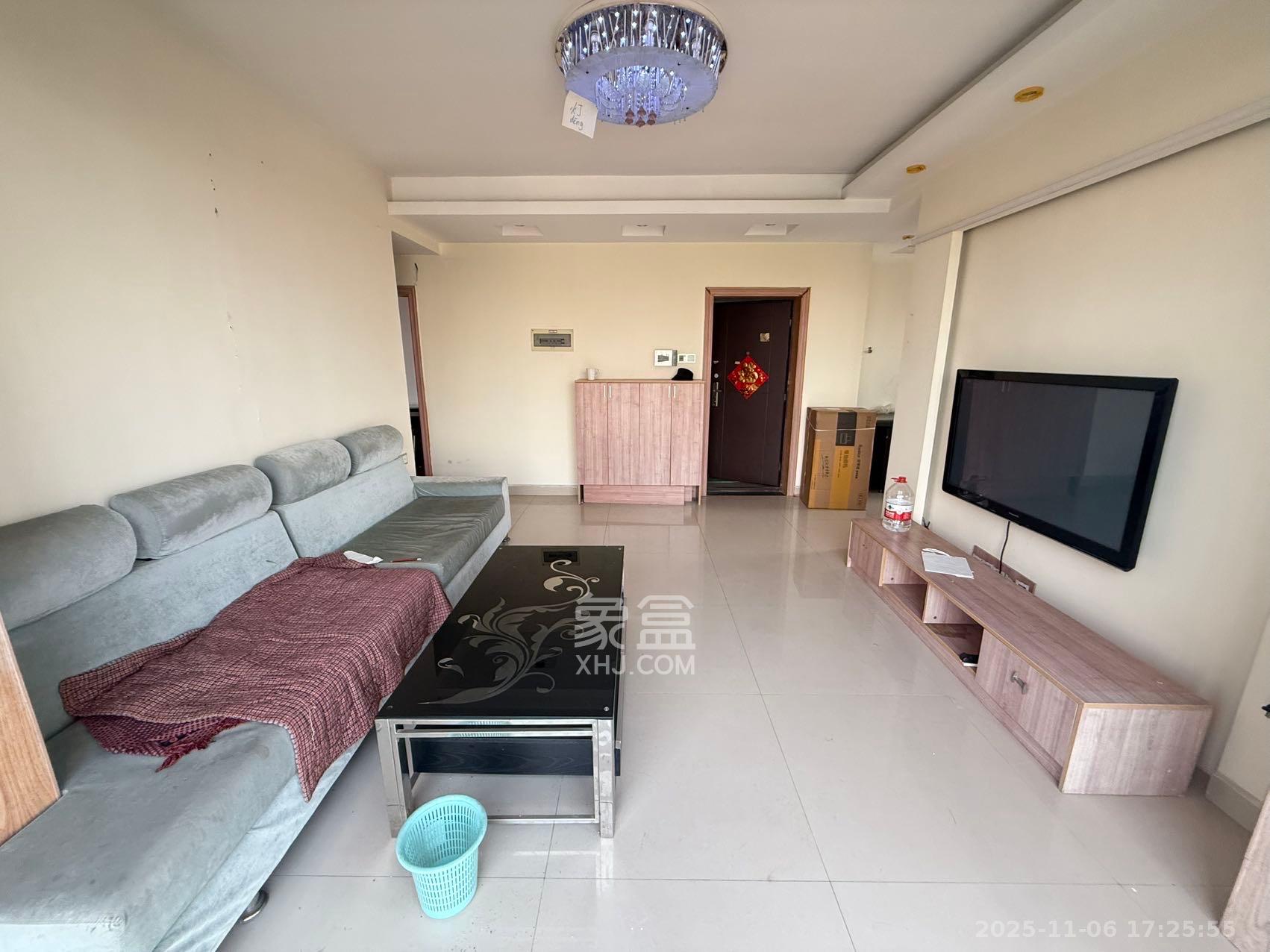 学府华庭 2室2厅1卫 1500.0元/月 学府华庭 2室2厅1卫 1500.0元/月室内图