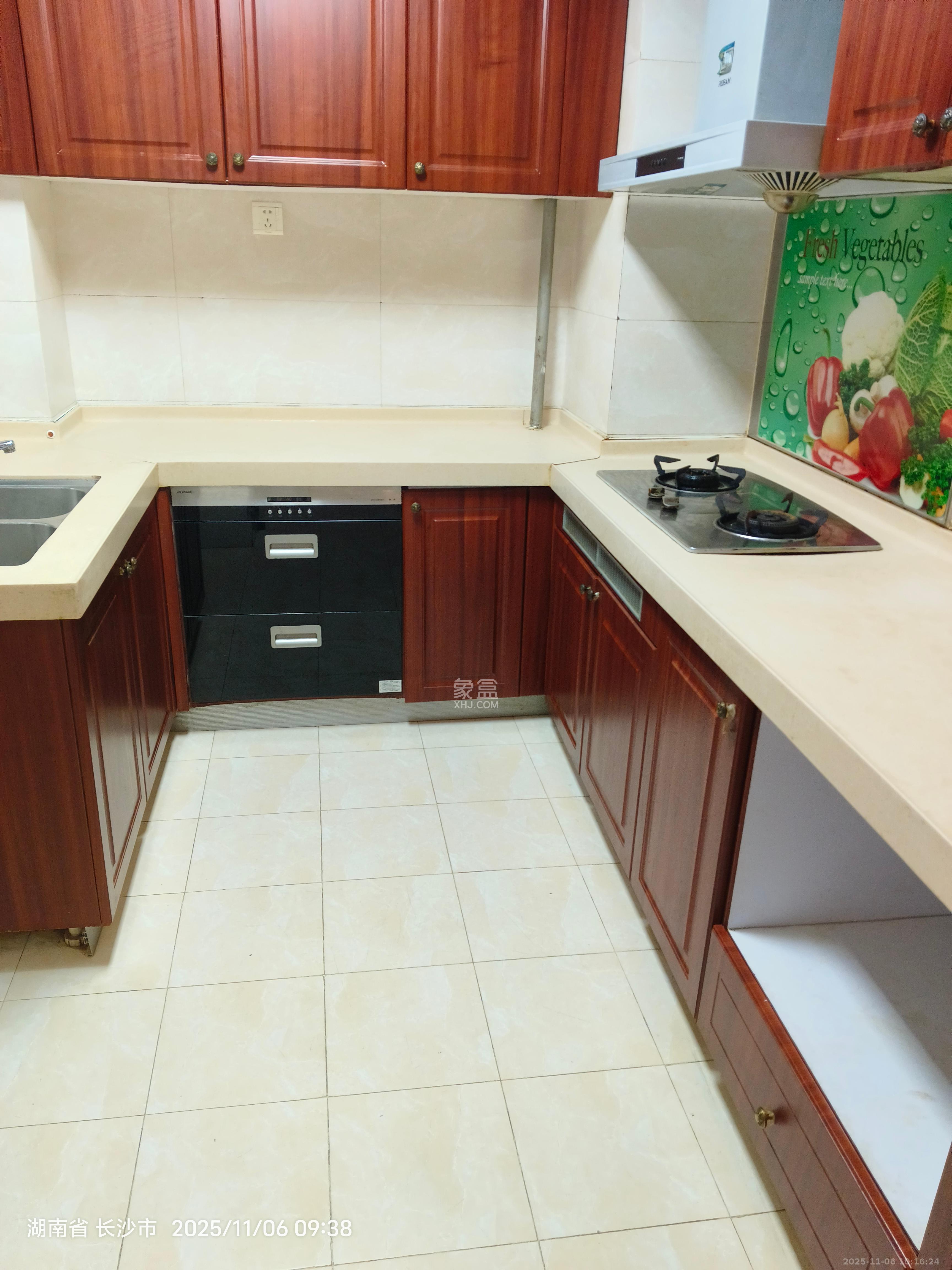 恒大翡翠华庭  3室2厅1卫    2200.0元/月室内图