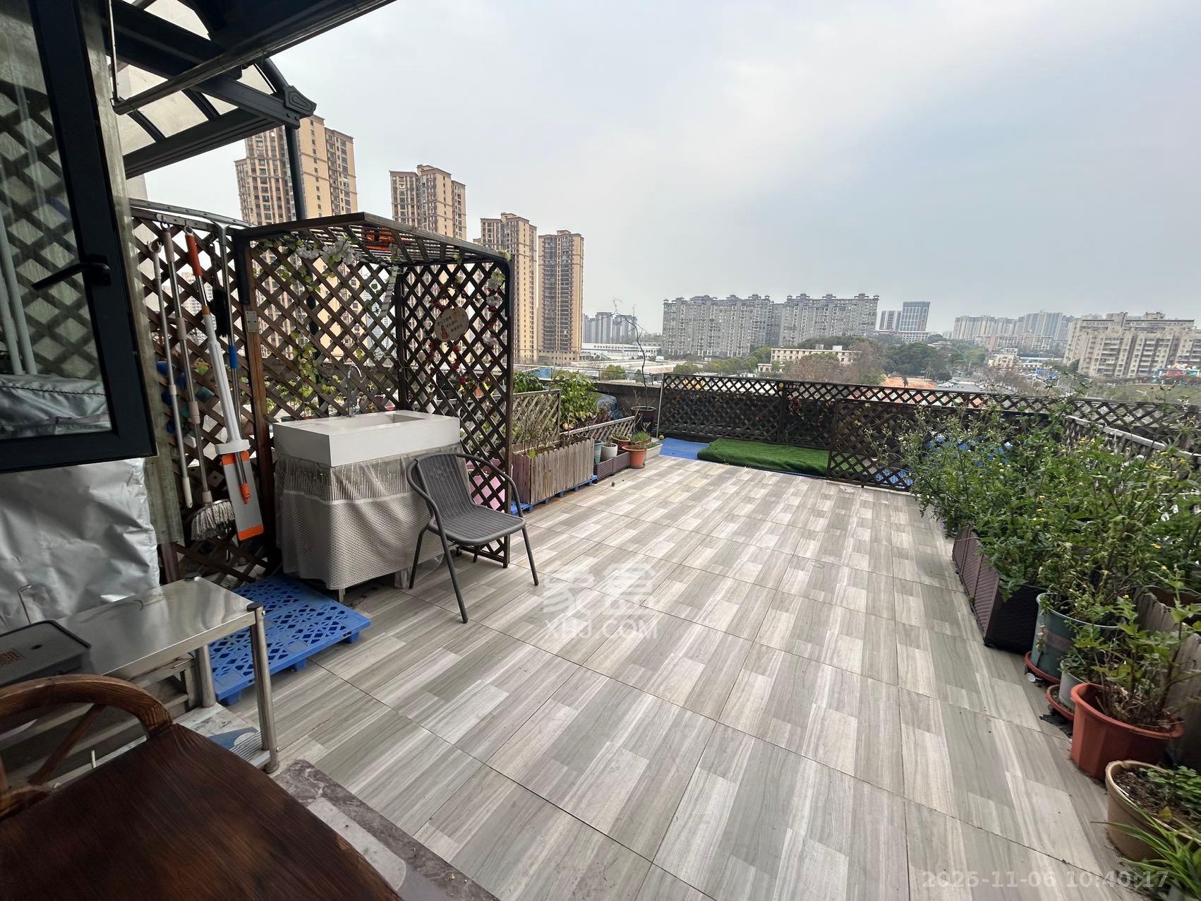 环亚高铁芯城 1室1厅1卫 2800.0元/月 环亚高铁芯城 1室1厅1卫 2800.0元/月室内图