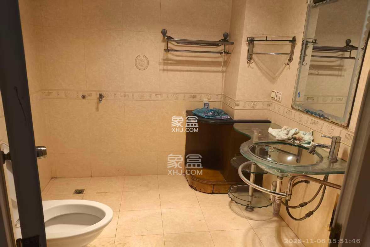 仁和雨花家园 3室2厅2卫 2500.0元/月 仁和雨花家园 3室2厅2卫 2500.0元/月室内图