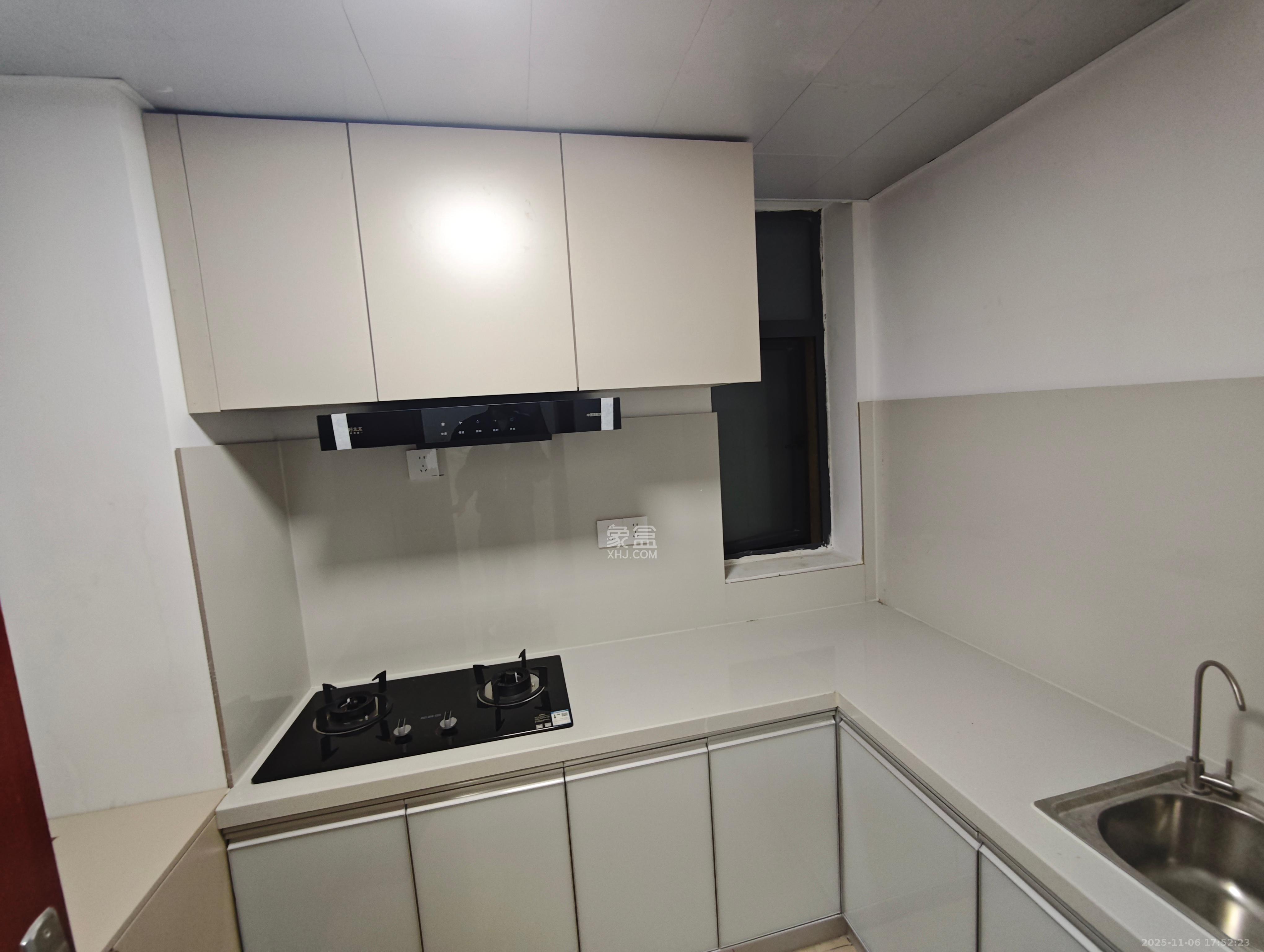 香樟兰亭(朗峰苑) 1室2厅1卫 2200.0元/月 香樟兰亭(朗峰苑) 1室2厅1卫 2200.0元/月室内图