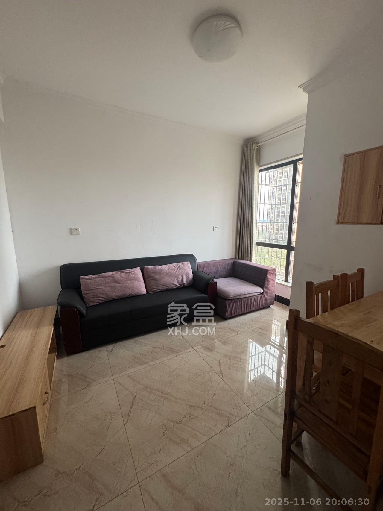 东宜兰园 1室1厅1卫 1200.0元/月 东宜兰园 1室1厅1卫 1200.0元/月室内图