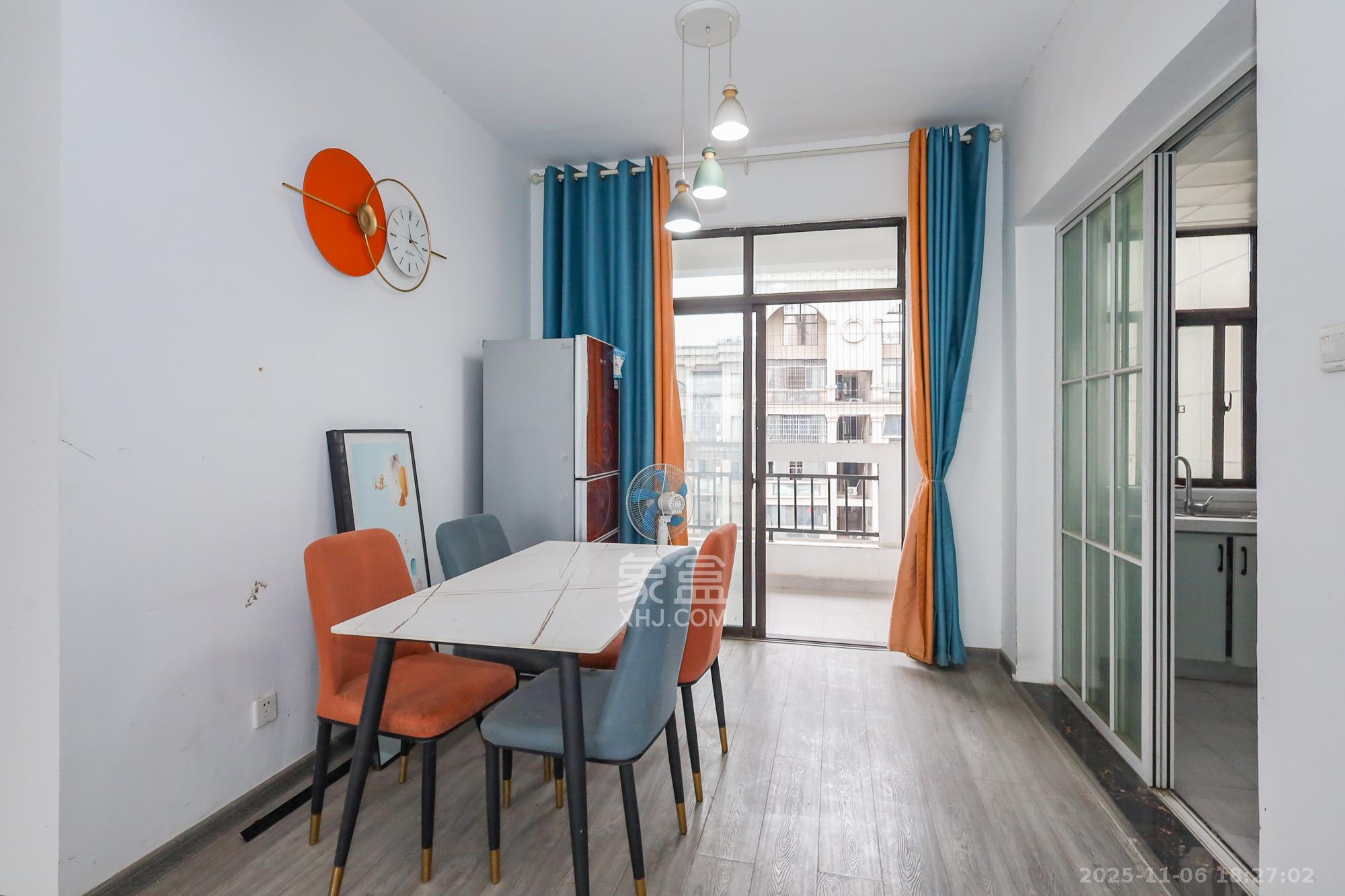 阳光丽城一期  4室2厅1卫    150.0万其他