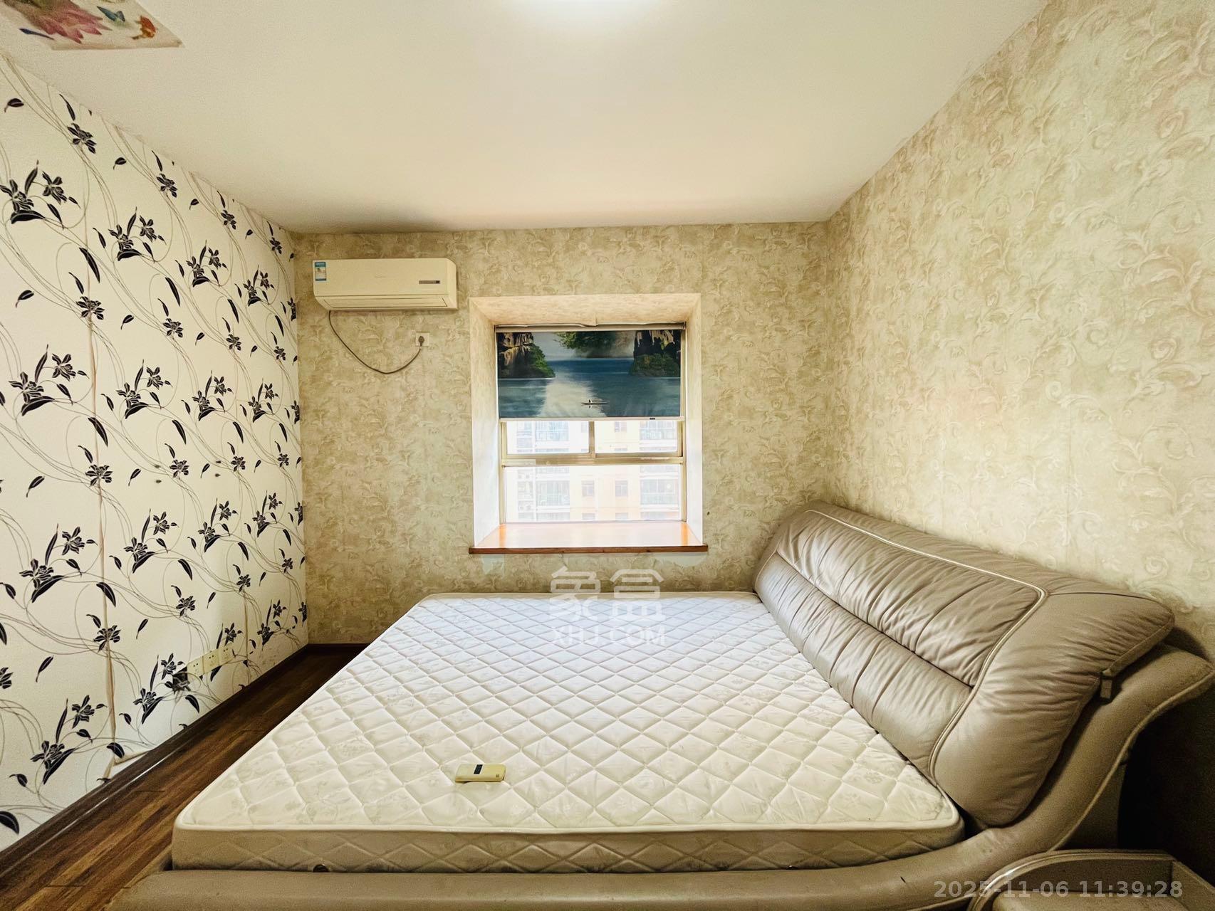 锦湘国际星城二期（锦雅苑）  3室2厅1卫    2550.0元/月室内图