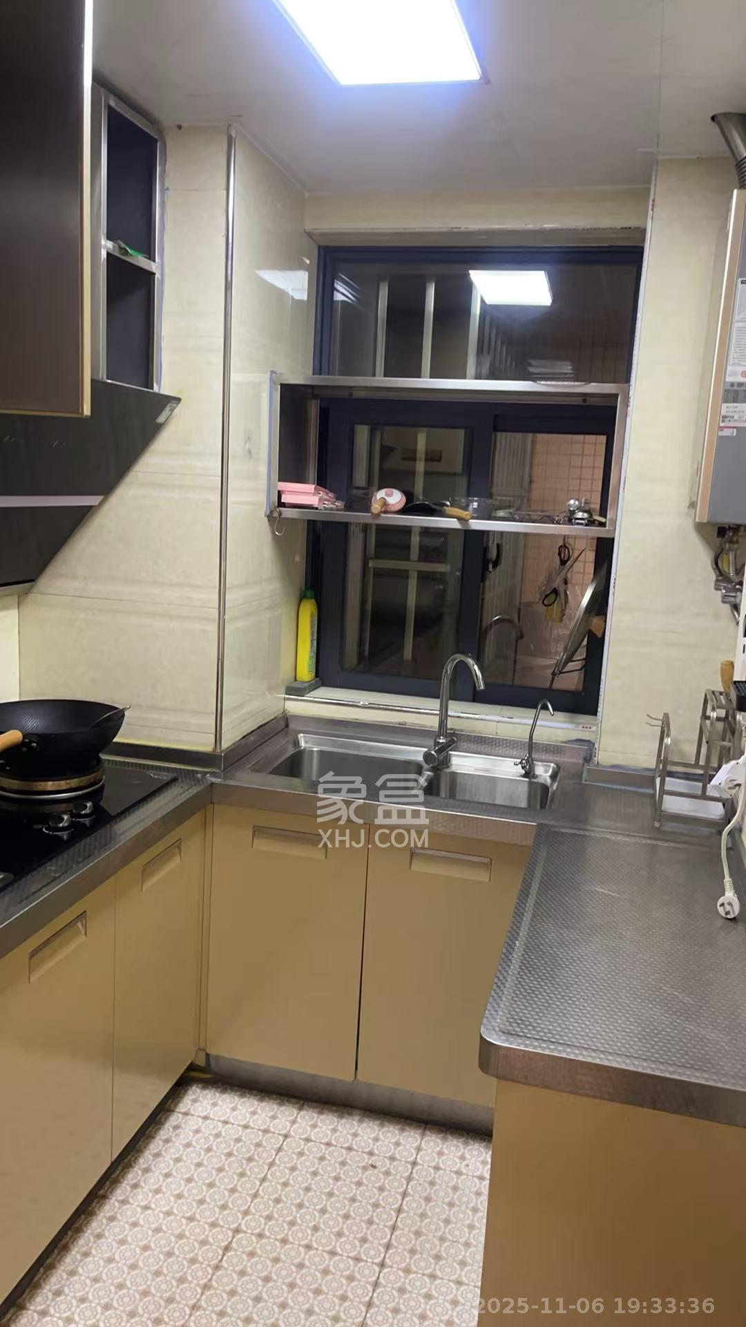 上峰苑(兰亭玥岛) 1室2厅1卫 1800.0元/月 上峰苑(兰亭玥岛) 1室2厅1卫 1800.0元/月室内图