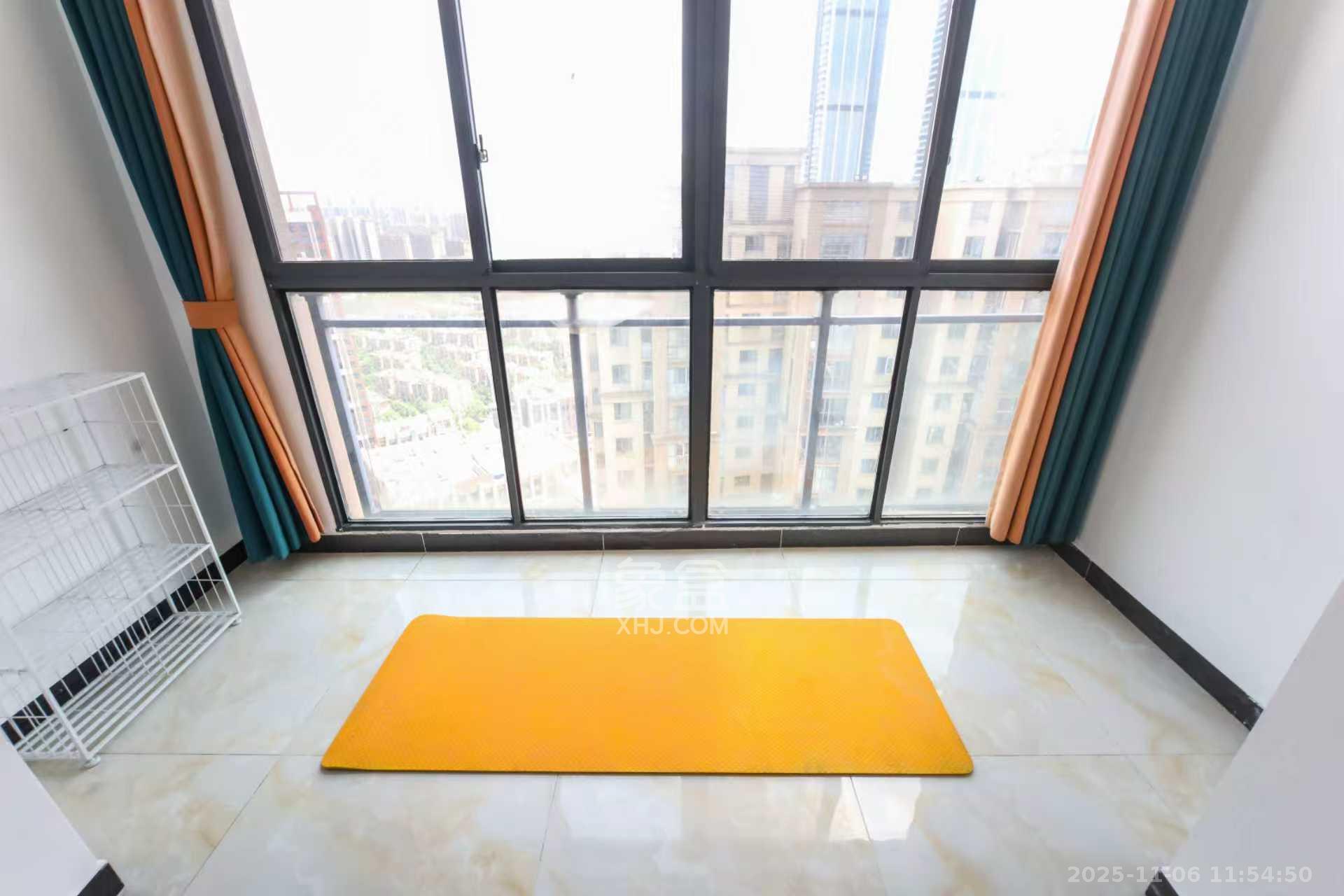 江河东澜湾  3室2厅1卫    2800.0元/月室内图