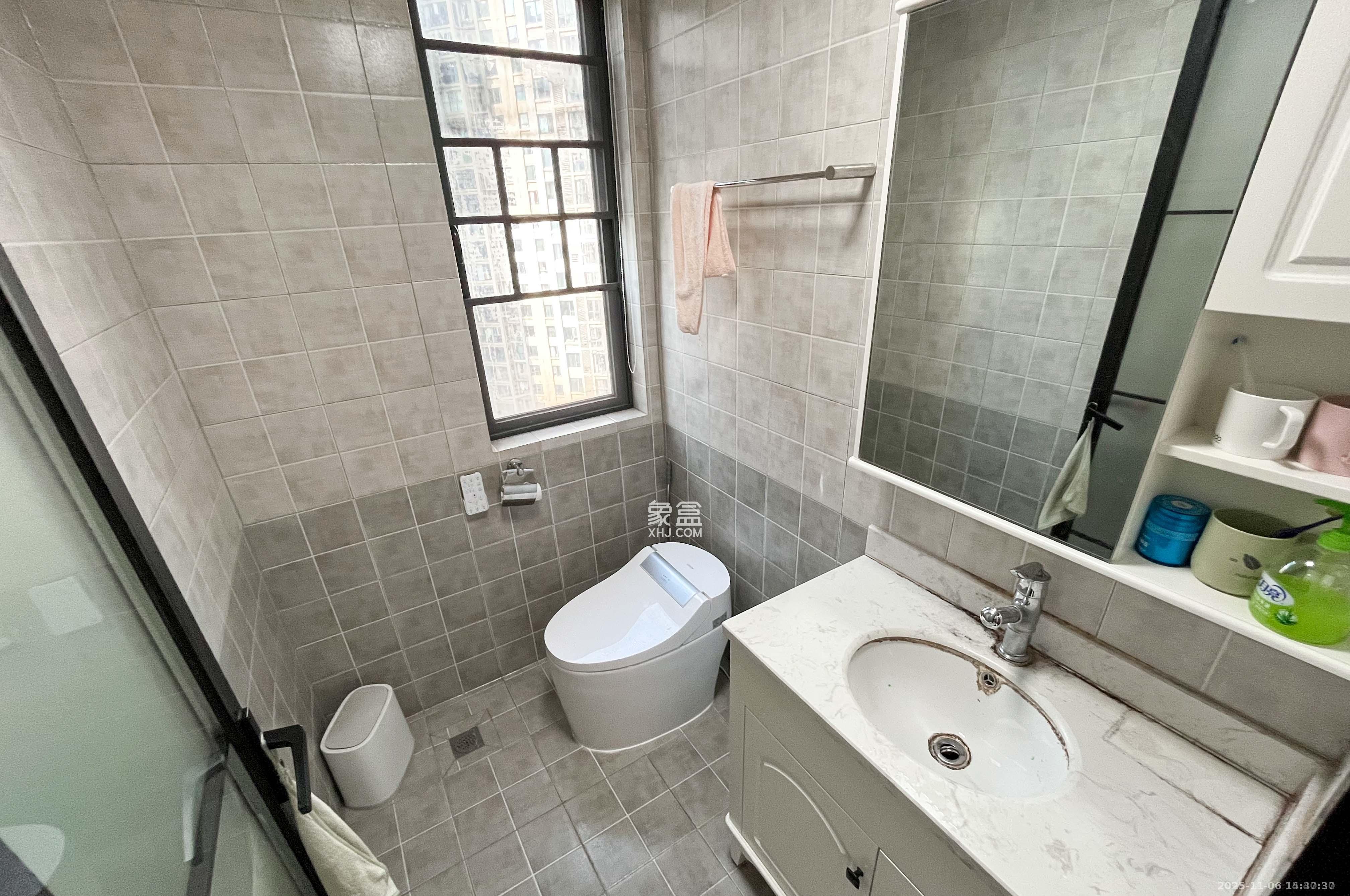 中建梅溪湖中心 3室2厅2卫 3500.0元/月 中建梅溪湖中心 3室2厅2卫 3500.0元/月室内图