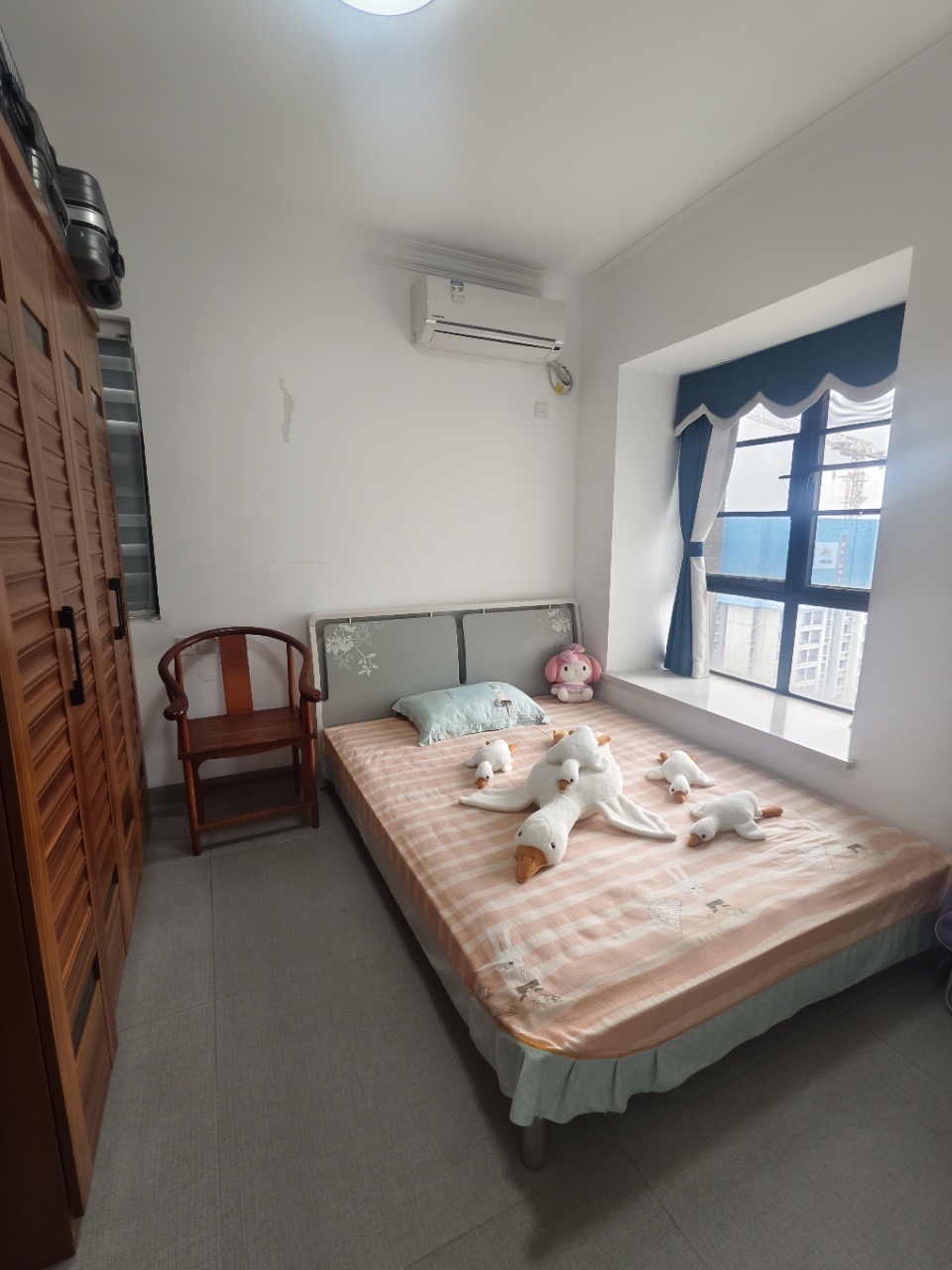 省政协小区  3室2厅2卫    159.0万客厅