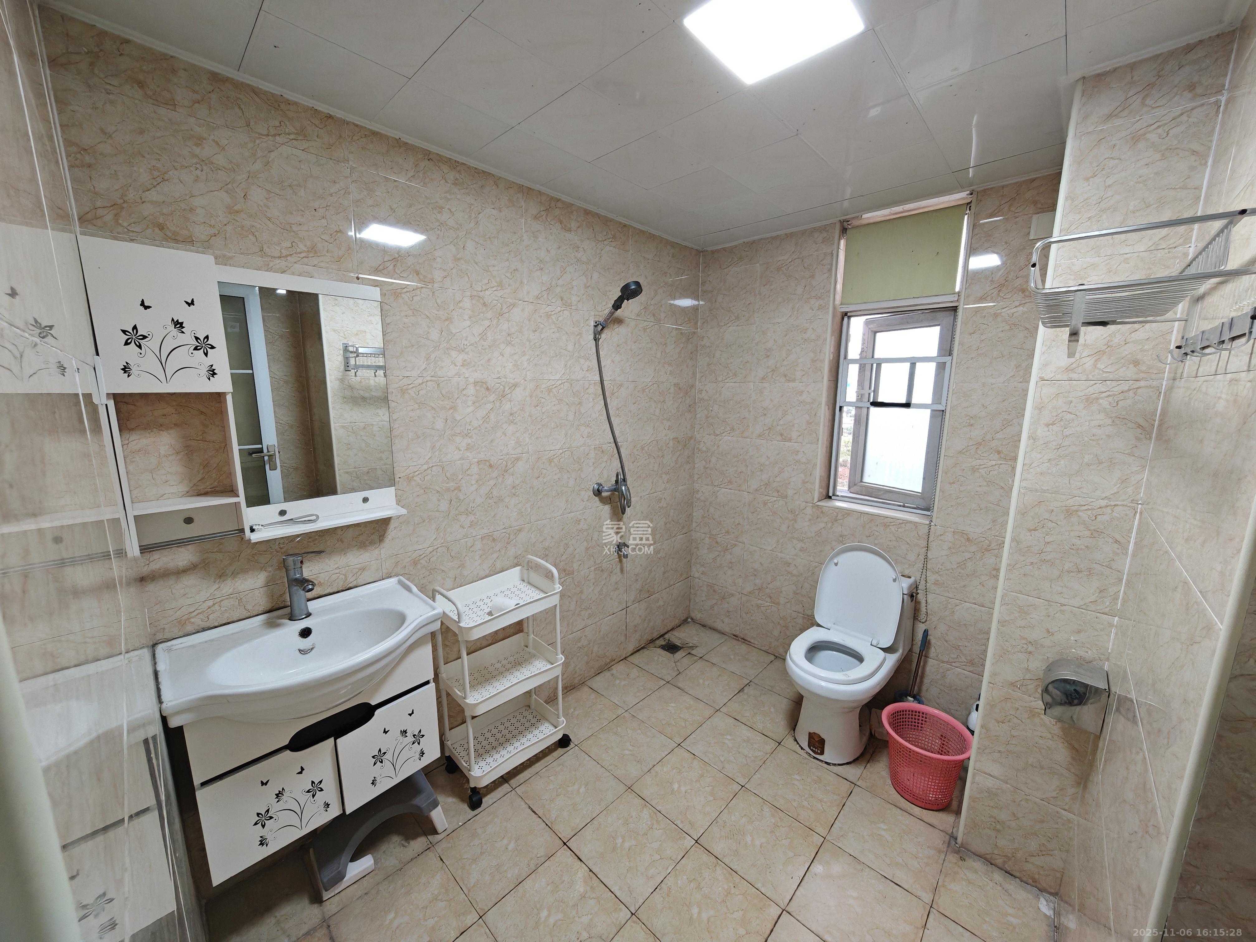 米兰春天 4室2厅2卫 2200.0元/月 米兰春天 4室2厅2卫 2200.0元/月室内图