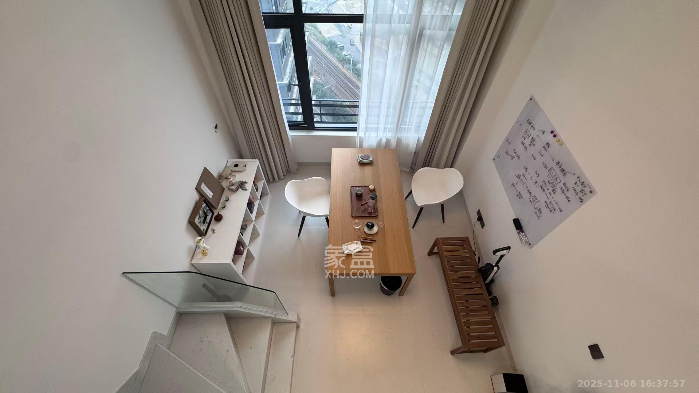 万科紫台  1室1厅1卫    2000.0元/月室内图