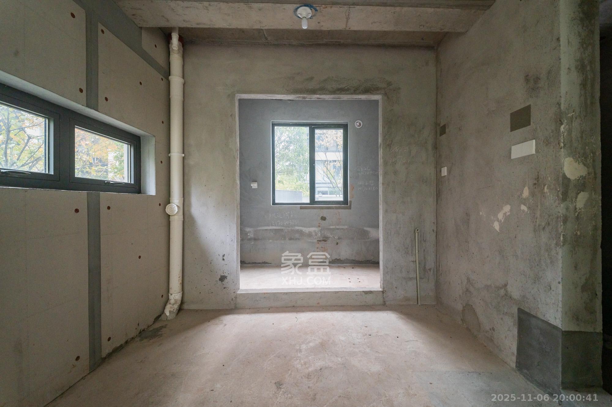 五矿万境松雅 5室2厅3卫 230.0万 五矿万境松雅 5室2厅3卫 230.0万其他