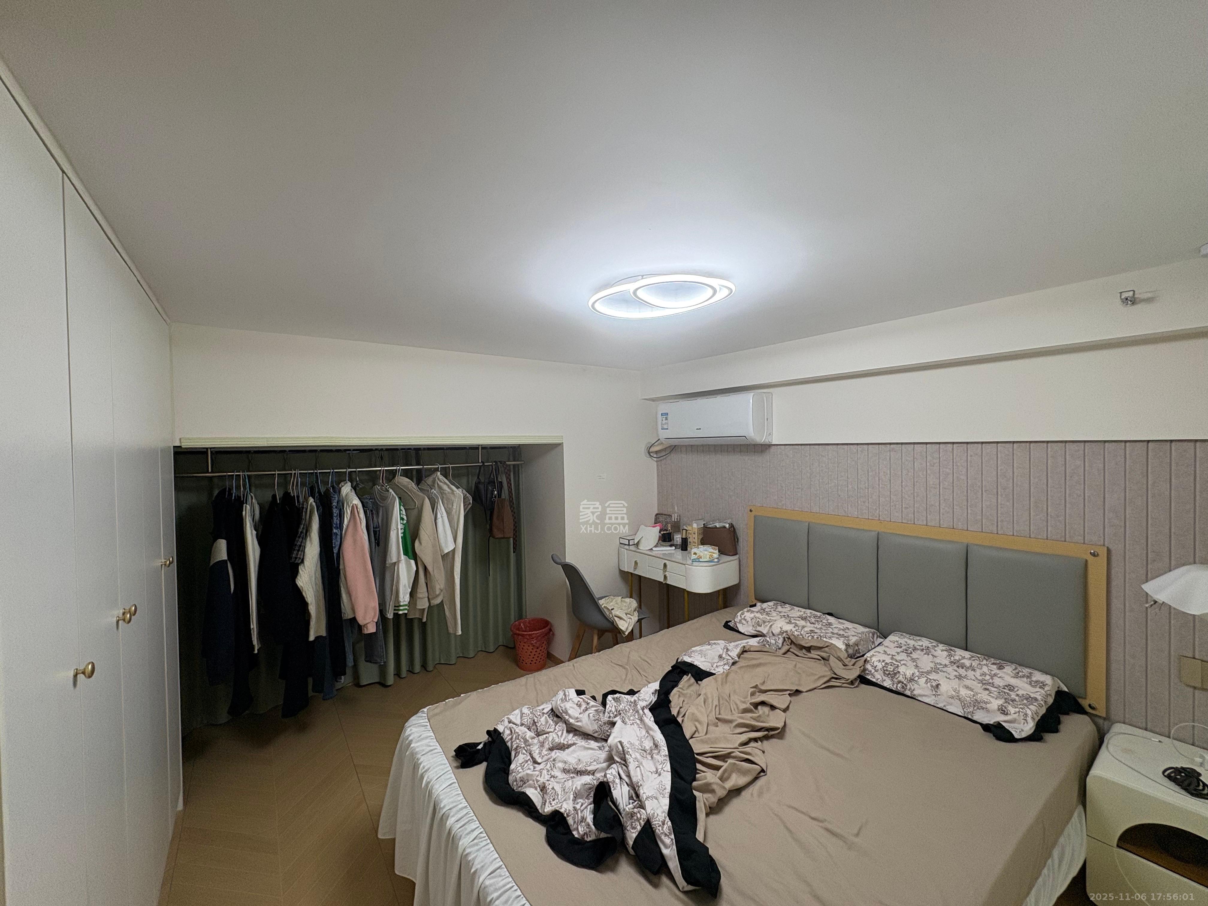 保利中环广场(保利中悦苑) 2室1厅1卫 2400.0元/月 保利中环广场(保利中悦苑) 2室1厅1卫 2400.0元/月室内图