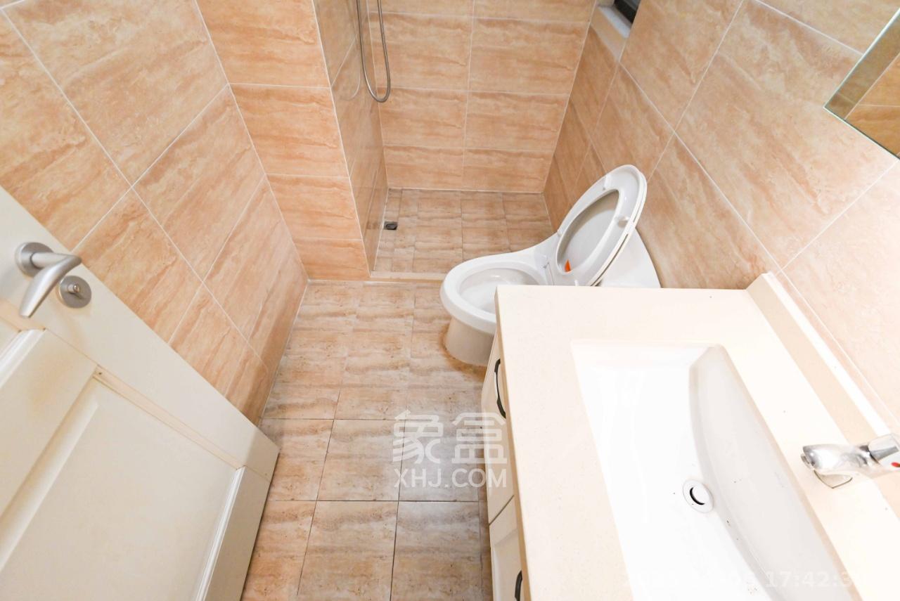 万科魅力之城观澜里 4室2厅2卫 3000.0元/月 万科魅力之城观澜里 4室2厅2卫 3000.0元/月室内图