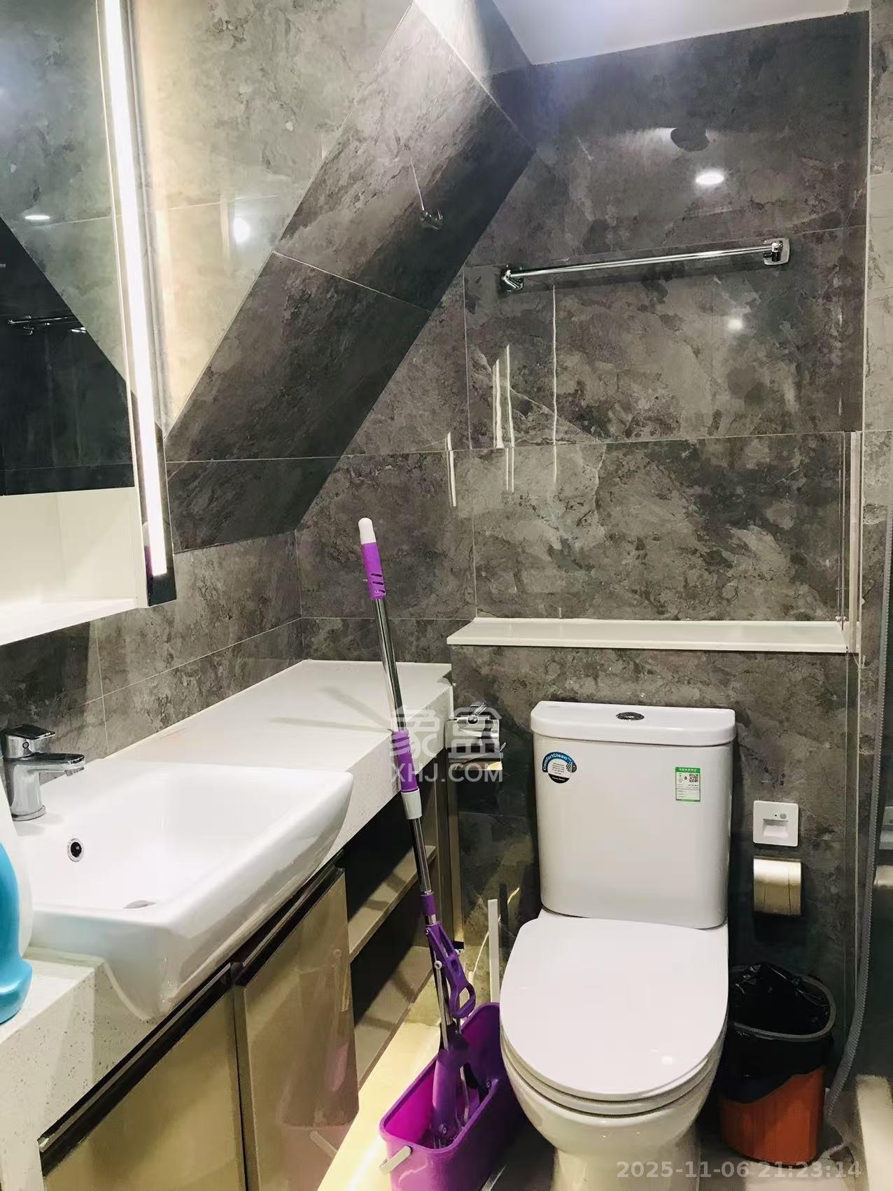 华远华时代 2室1厅1卫 2200.0元/月 华远华时代 2室1厅1卫 2200.0元/月室内图