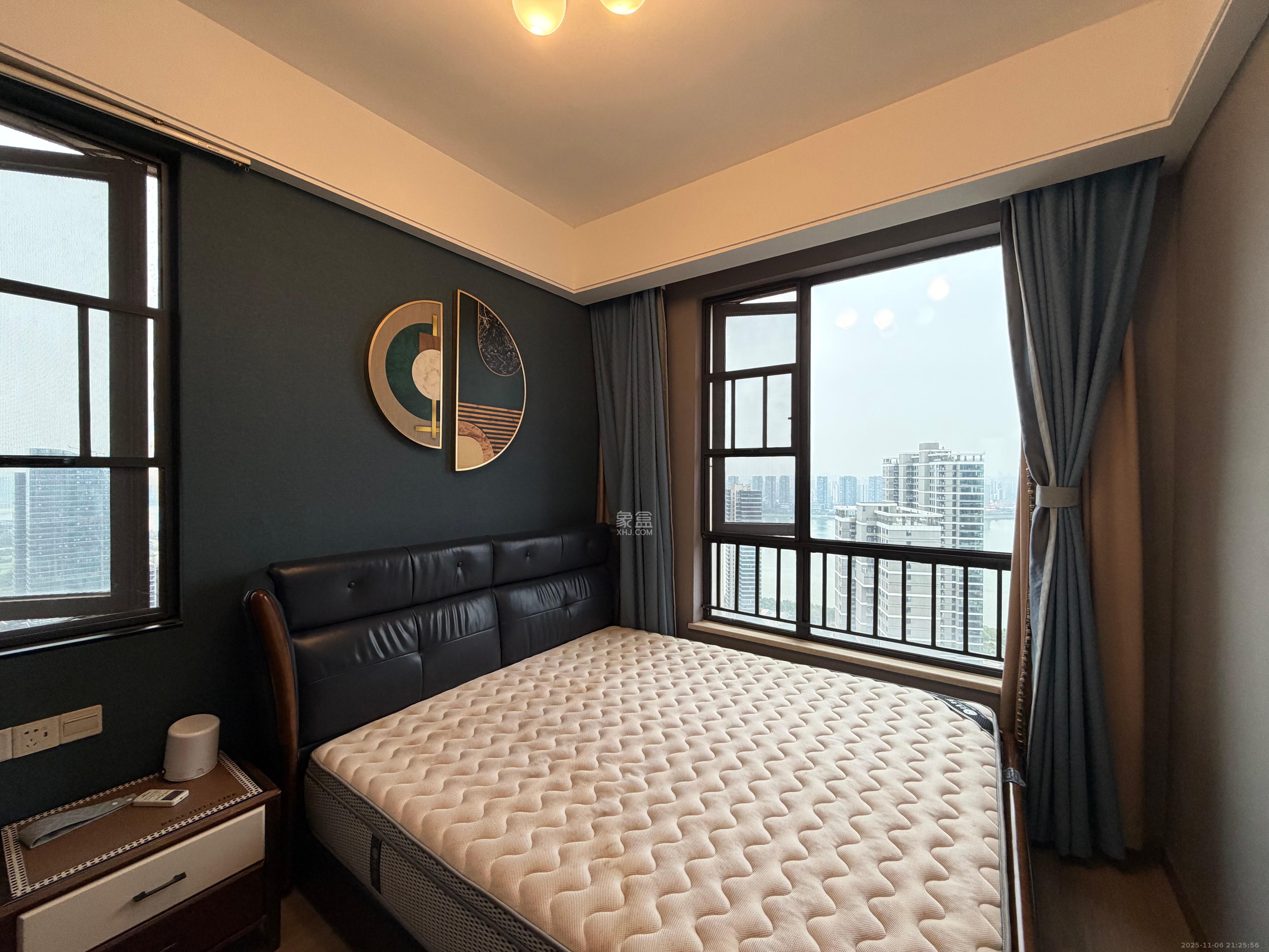 启迪协信中心 2室1厅1卫 2600.0元/月 启迪协信中心 2室1厅1卫 2600.0元/月室内图