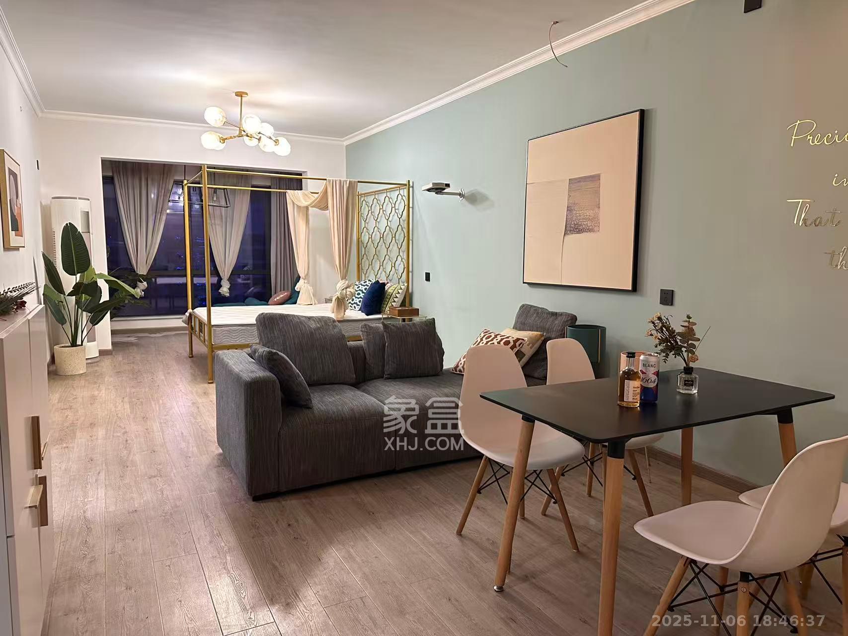 保利西海岸B区  1室2厅1卫    2700.0元/月室内图