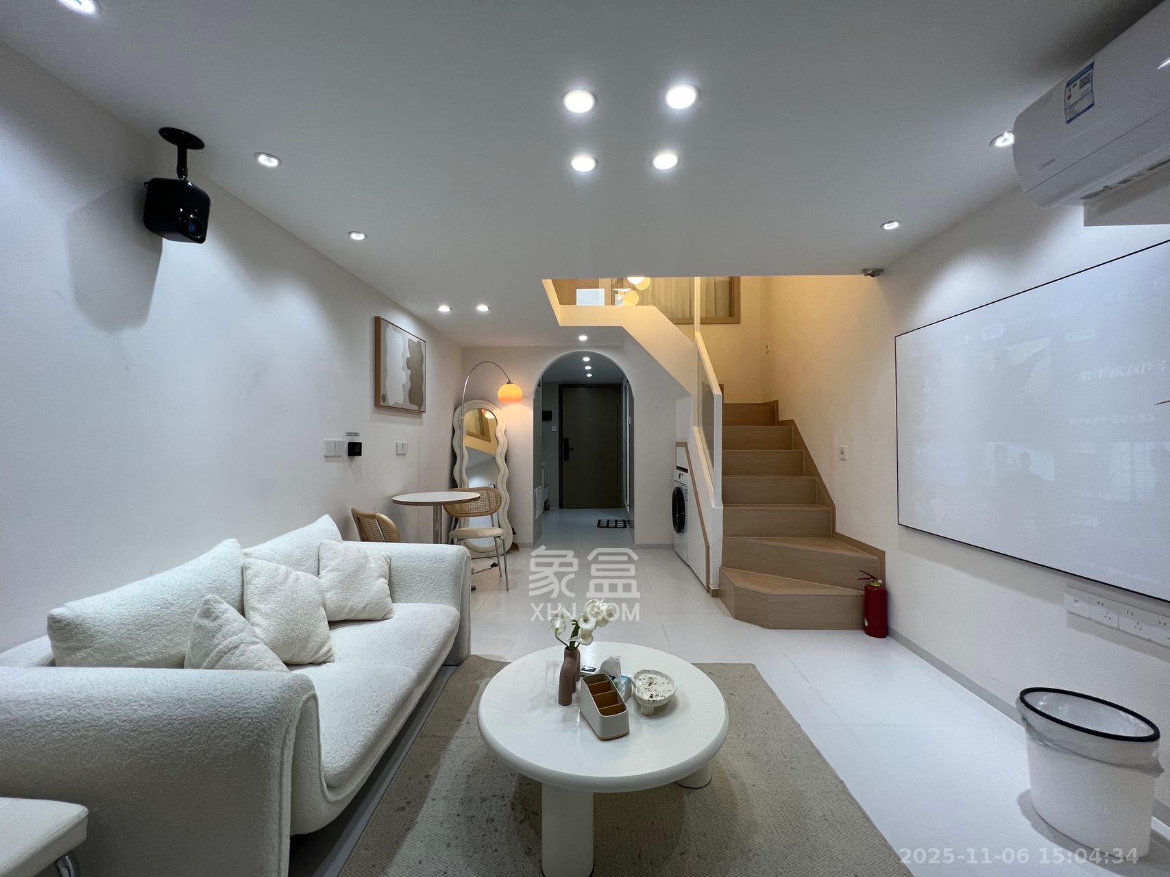 时代MOMA云PARK 2室1厅1卫 3000.0元/月 时代MOMA云PARK 2室1厅1卫 3000.0元/月室内图