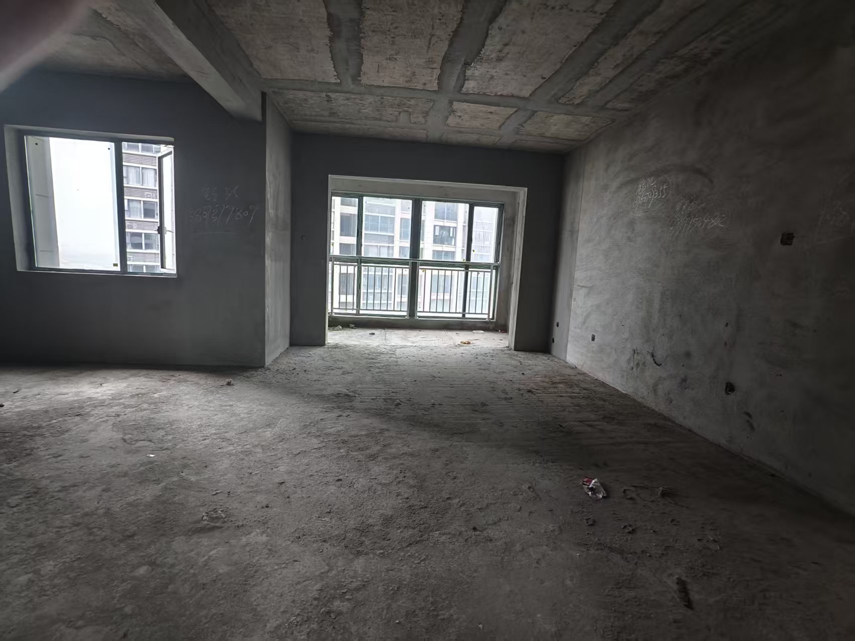 金桥广场 3室2厅2卫 68.8万 金桥广场 3室2厅2卫 68.8万室内图