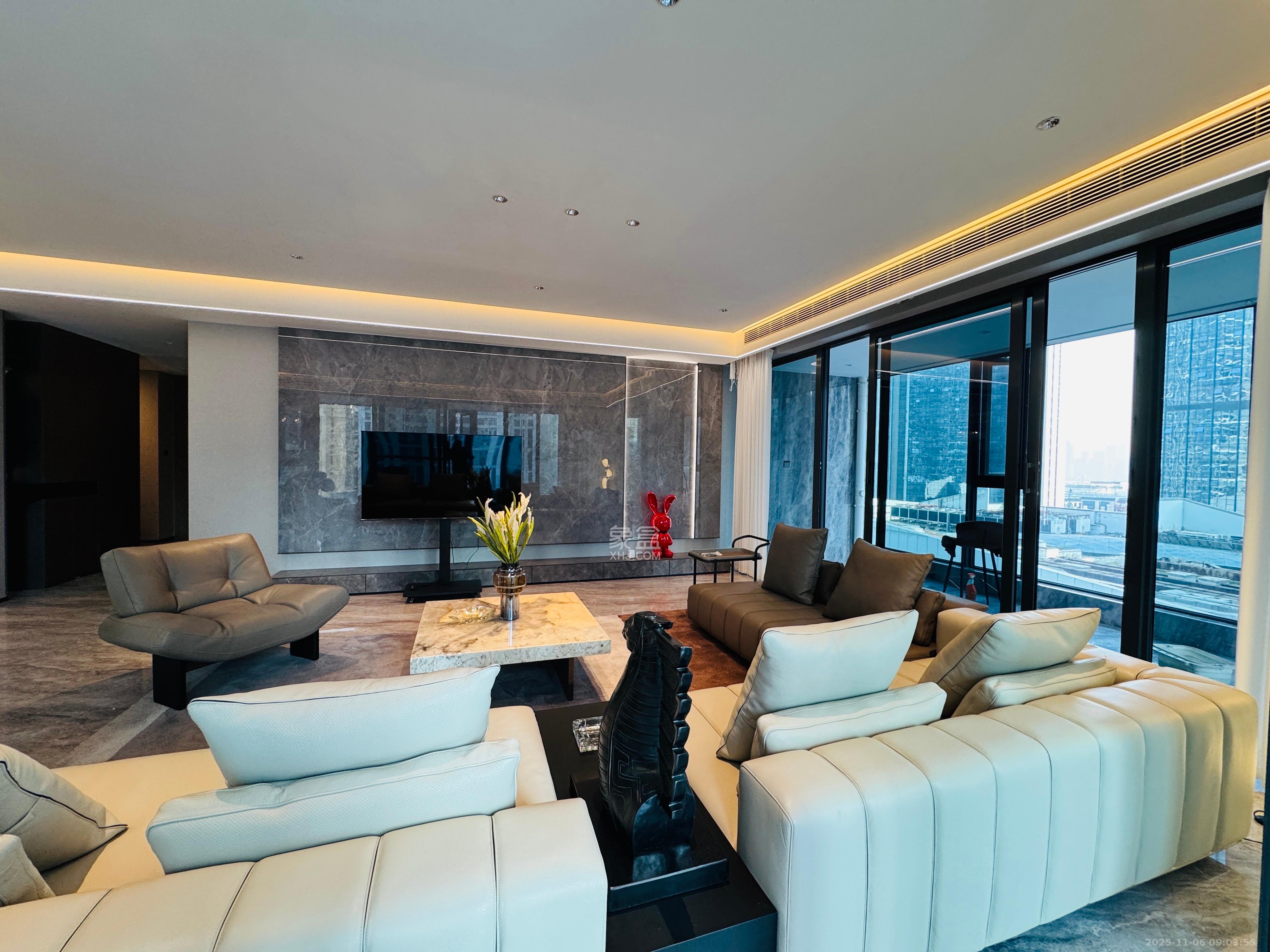 旭辉铂悦湘江 4室2厅3卫 18700.0元/月 旭辉铂悦湘江 4室2厅3卫 18700.0元/月室内图