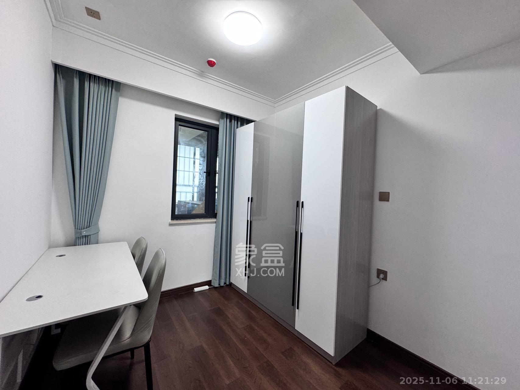 绿地长沙城际空间站（柏仕佳苑）  3室2厅2卫    3300.0元/月室内图