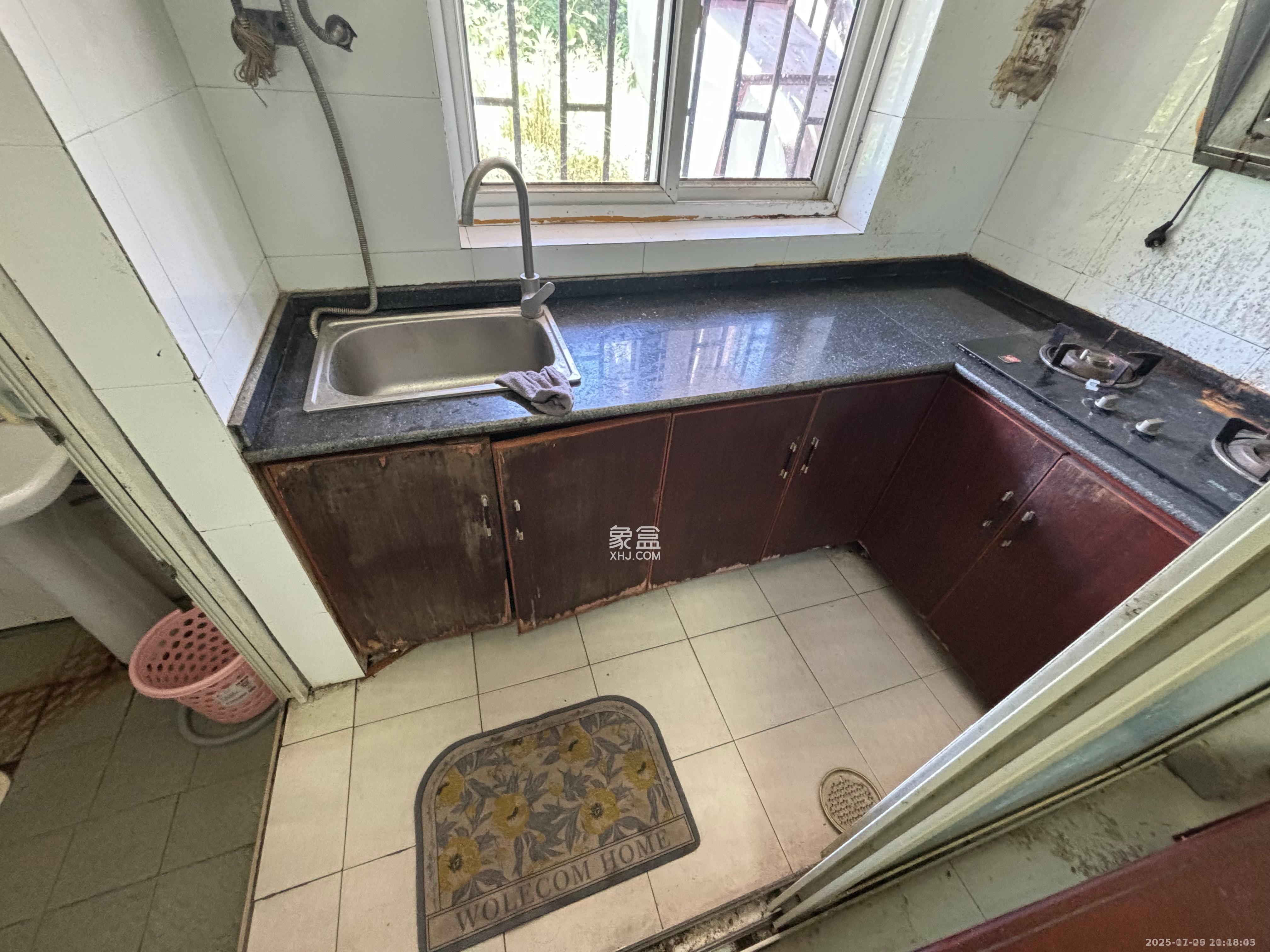 雨花大厦（云海大厦）  1室0厅0卫    1600.0元/月室内图