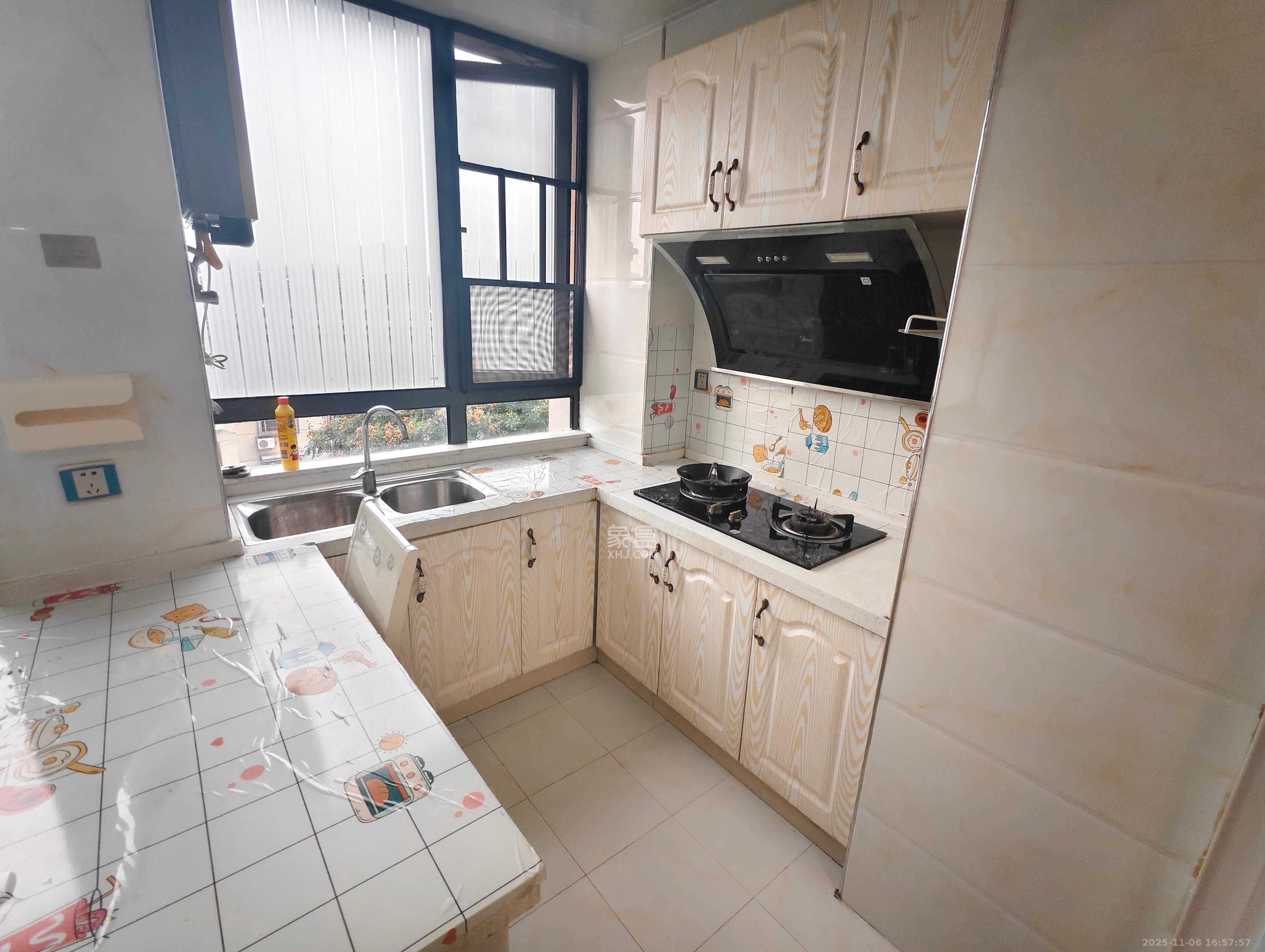 湘域相遇 1室1厅1卫 1800.0元/月 湘域相遇 1室1厅1卫 1800.0元/月室内图