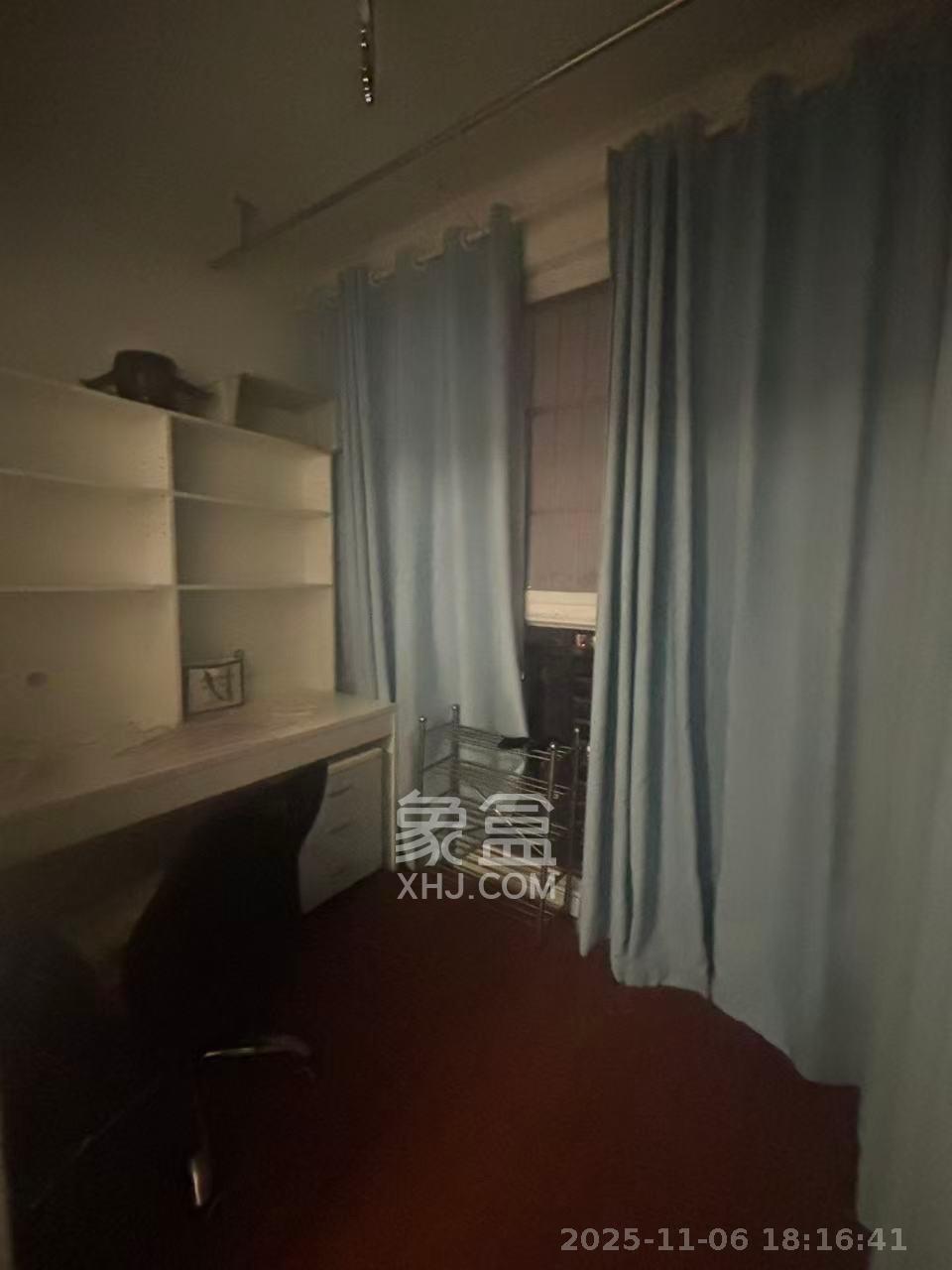 星典时代  2室1厅1卫    1600.0元/月室内图