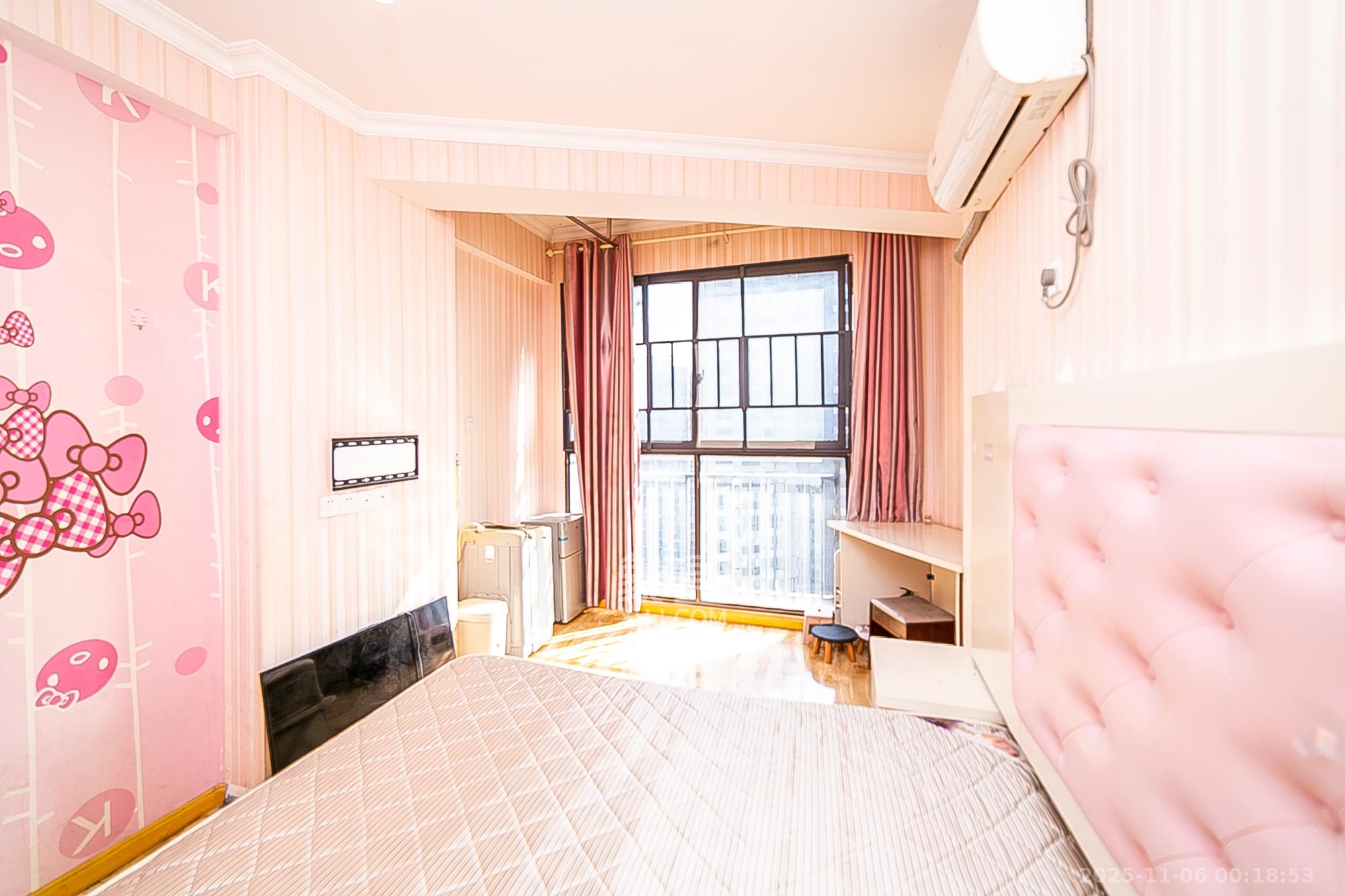 星宇V立方（旭和大厦）  1室1厅1卫    18.5万卧室