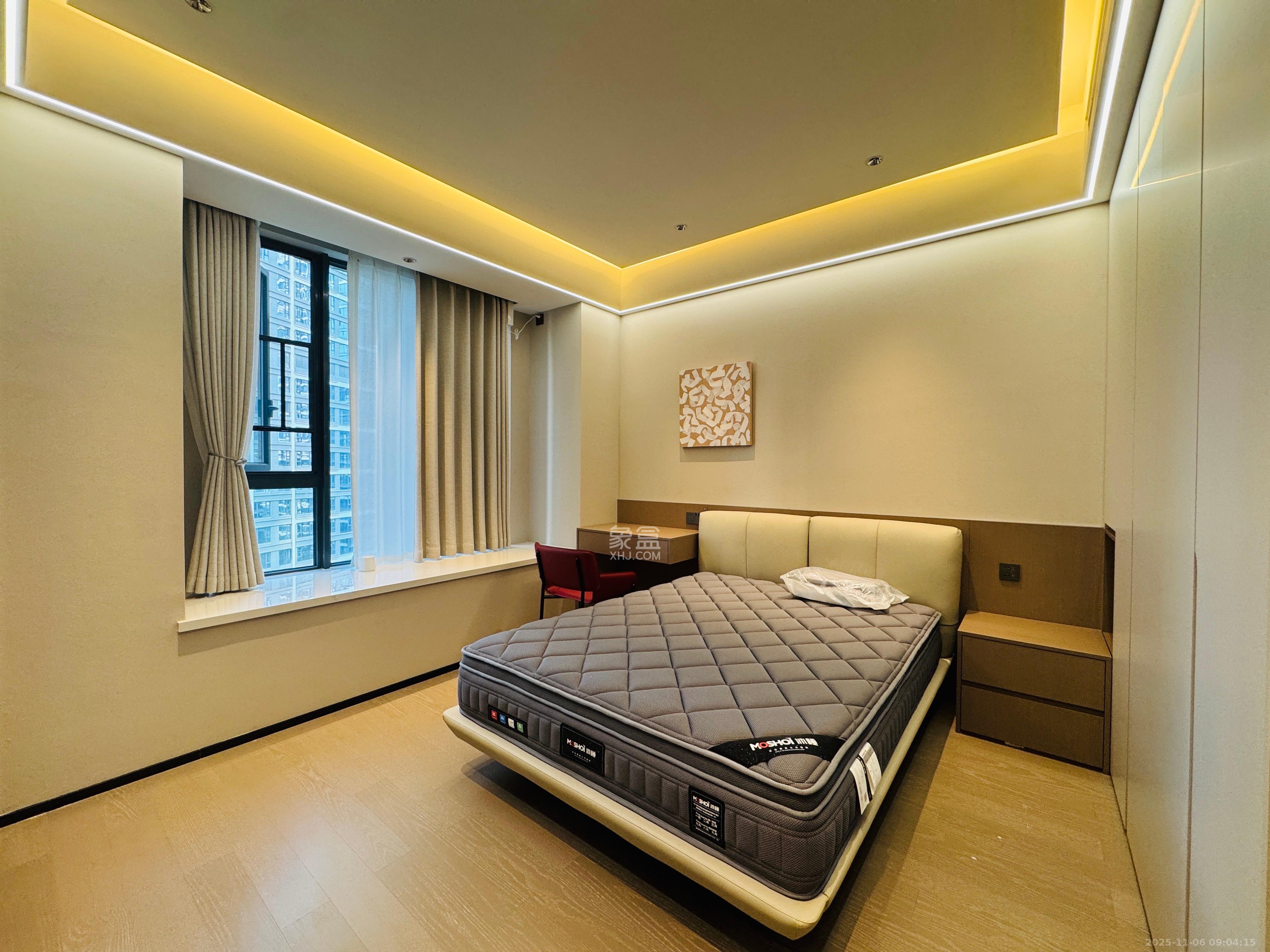 旭辉铂悦湘江  4室2厅3卫    18700.0元/月室内图