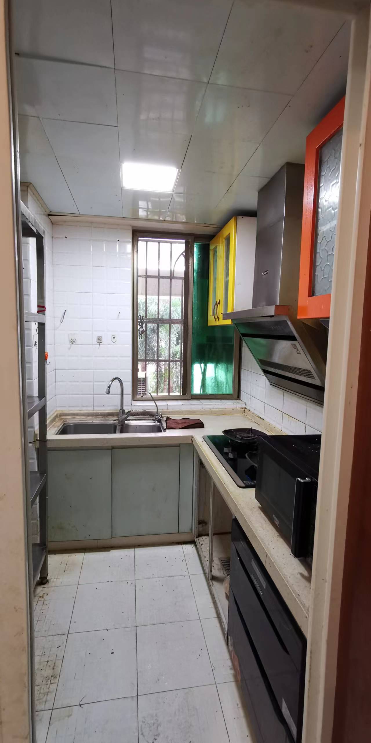 华贸大厦(华贸花苑) 3室2厅1卫 3400.0元/月 华贸大厦(华贸花苑) 3室2厅1卫 3400.0元/月室内图