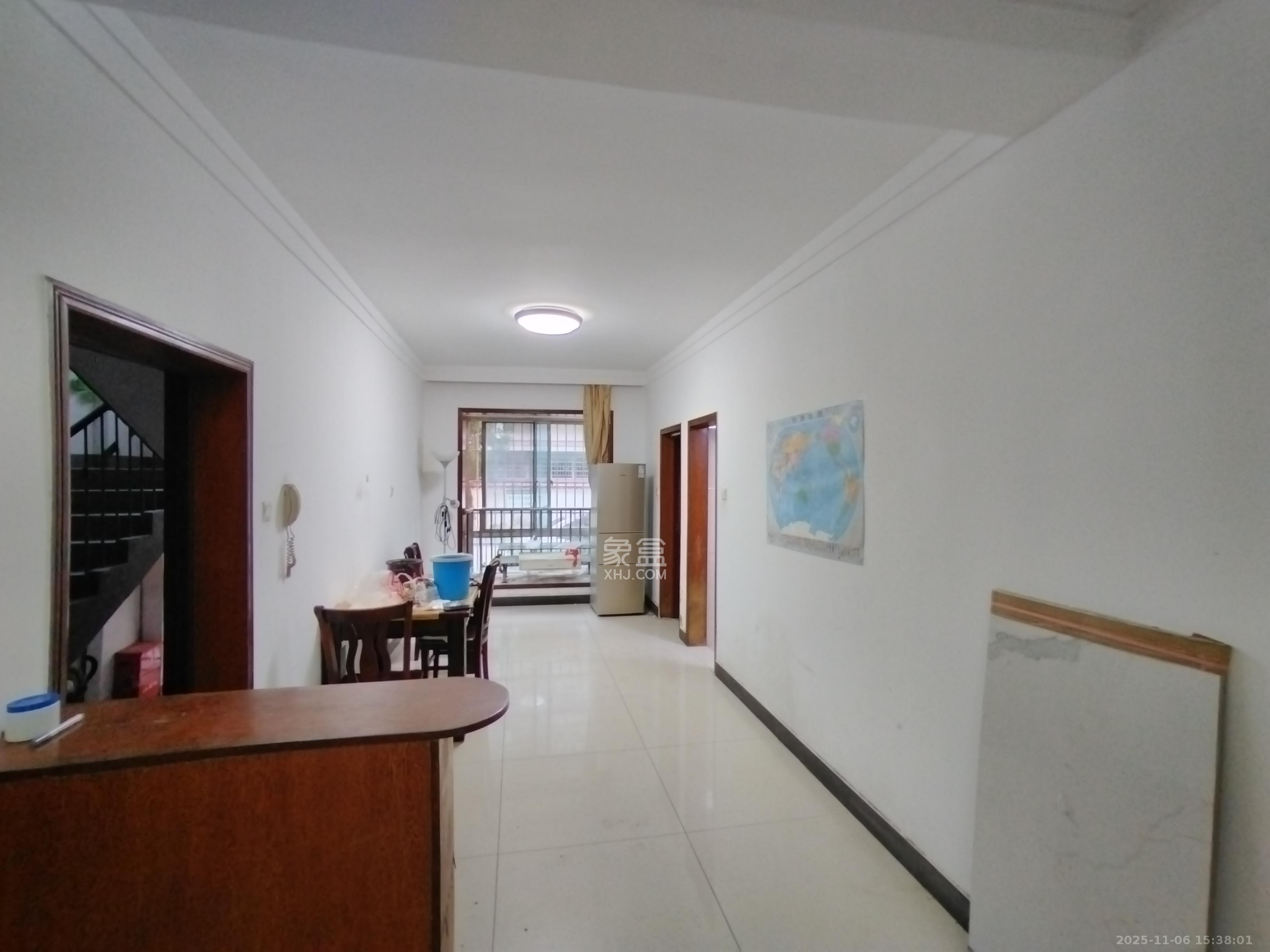 新雅园  2室2厅1卫    2100.0元/月室内图