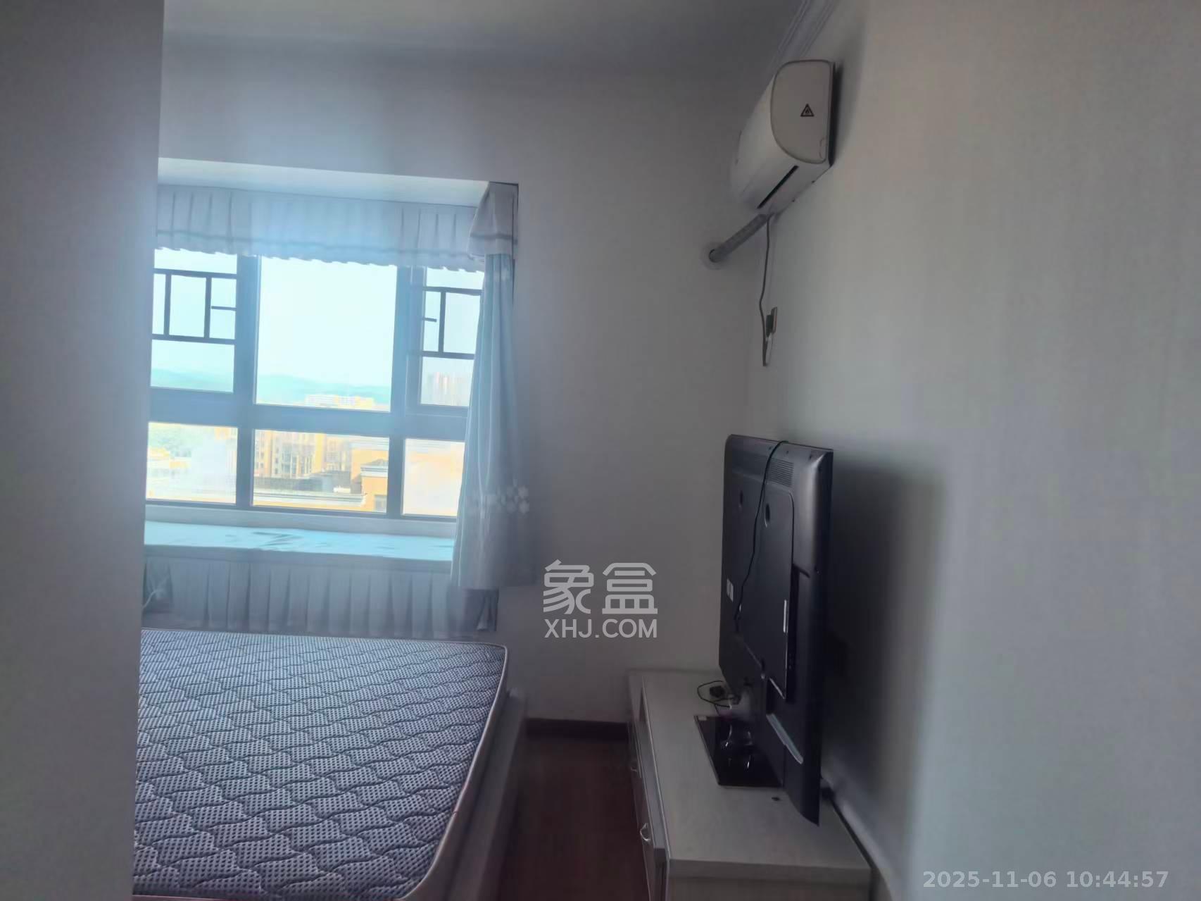 中悦领秀城  3室2厅1卫    1700.0元/月室内图