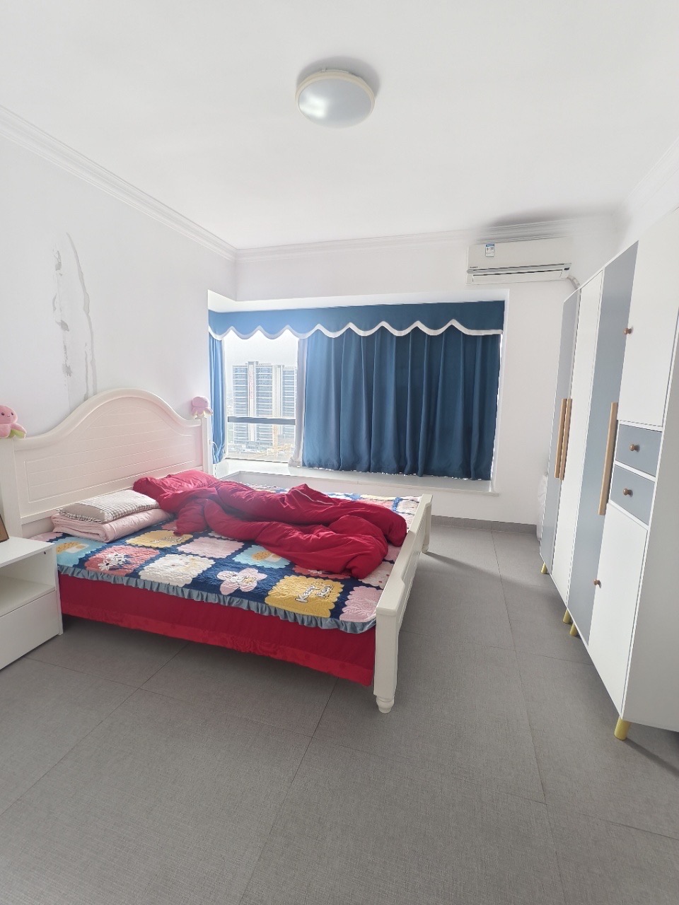 省政协小区  3室2厅2卫    159.0万客厅