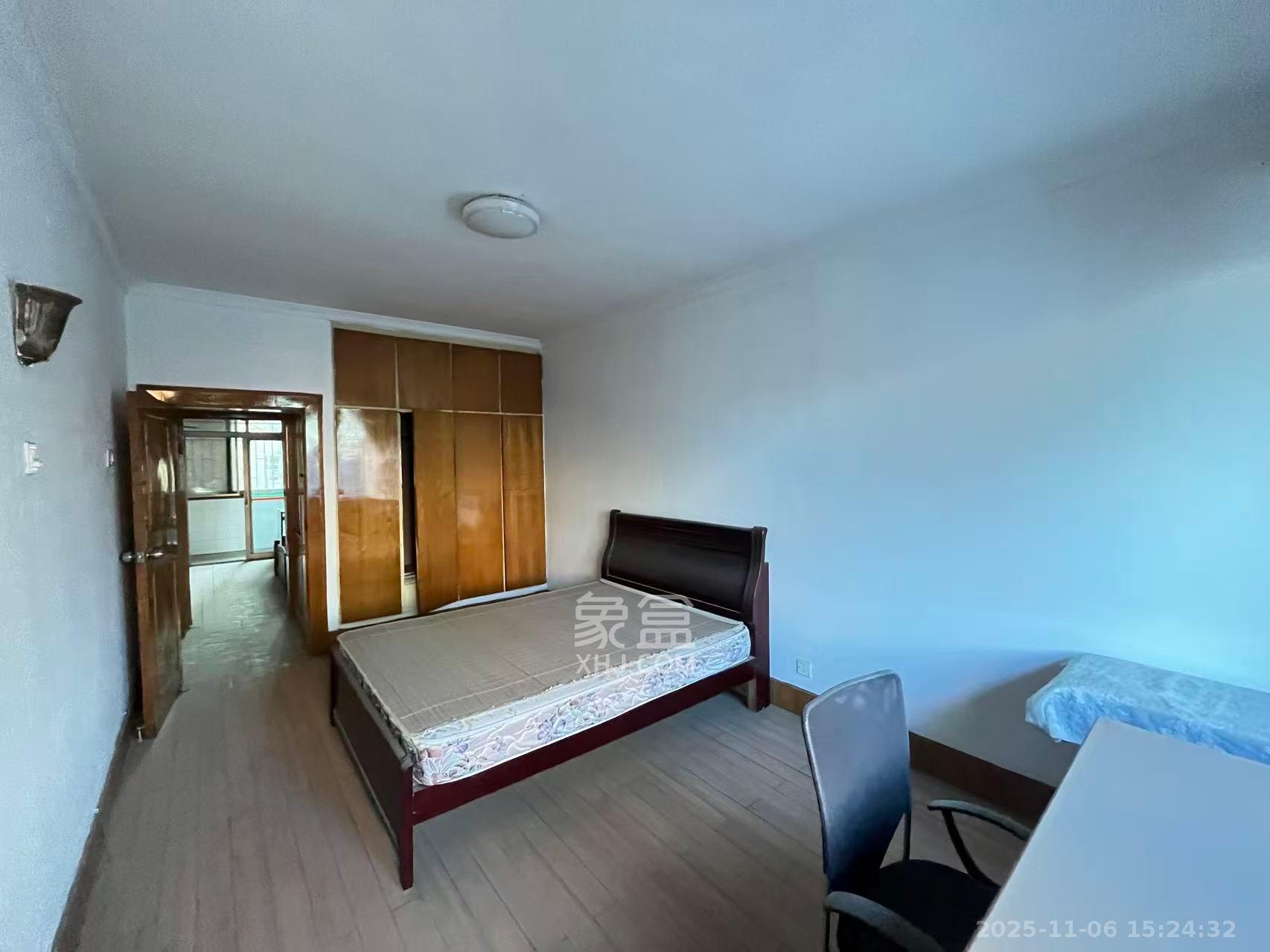 长沙建设银行三支行宿舍  3室2厅1卫    2000.0元/月室内图