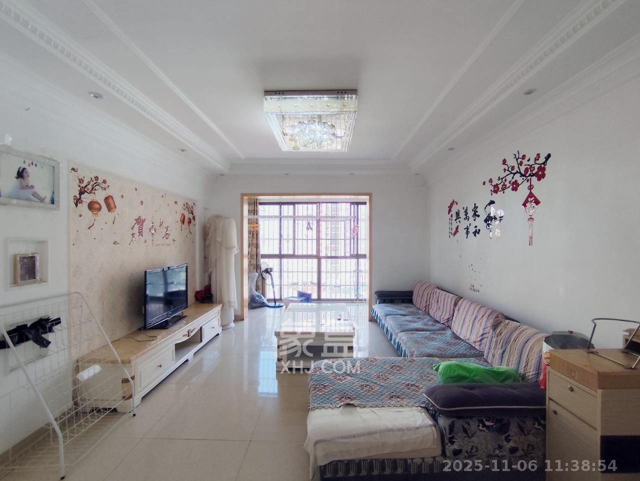 紫云阁  3室2厅1卫    1800.0元/月室内图1