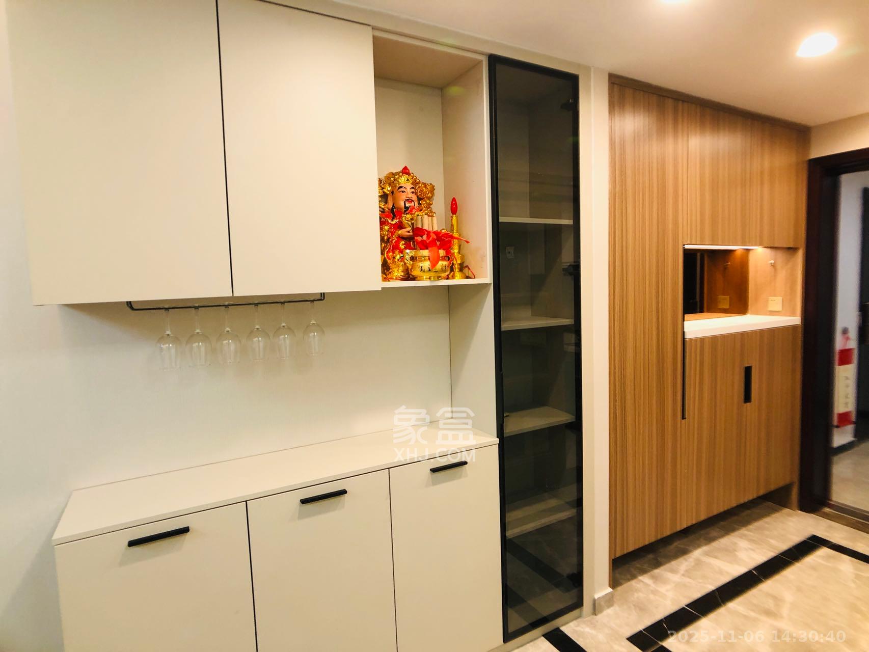 华远碧桂园海蓝城  3室2厅2卫    2300.0元/月室内图