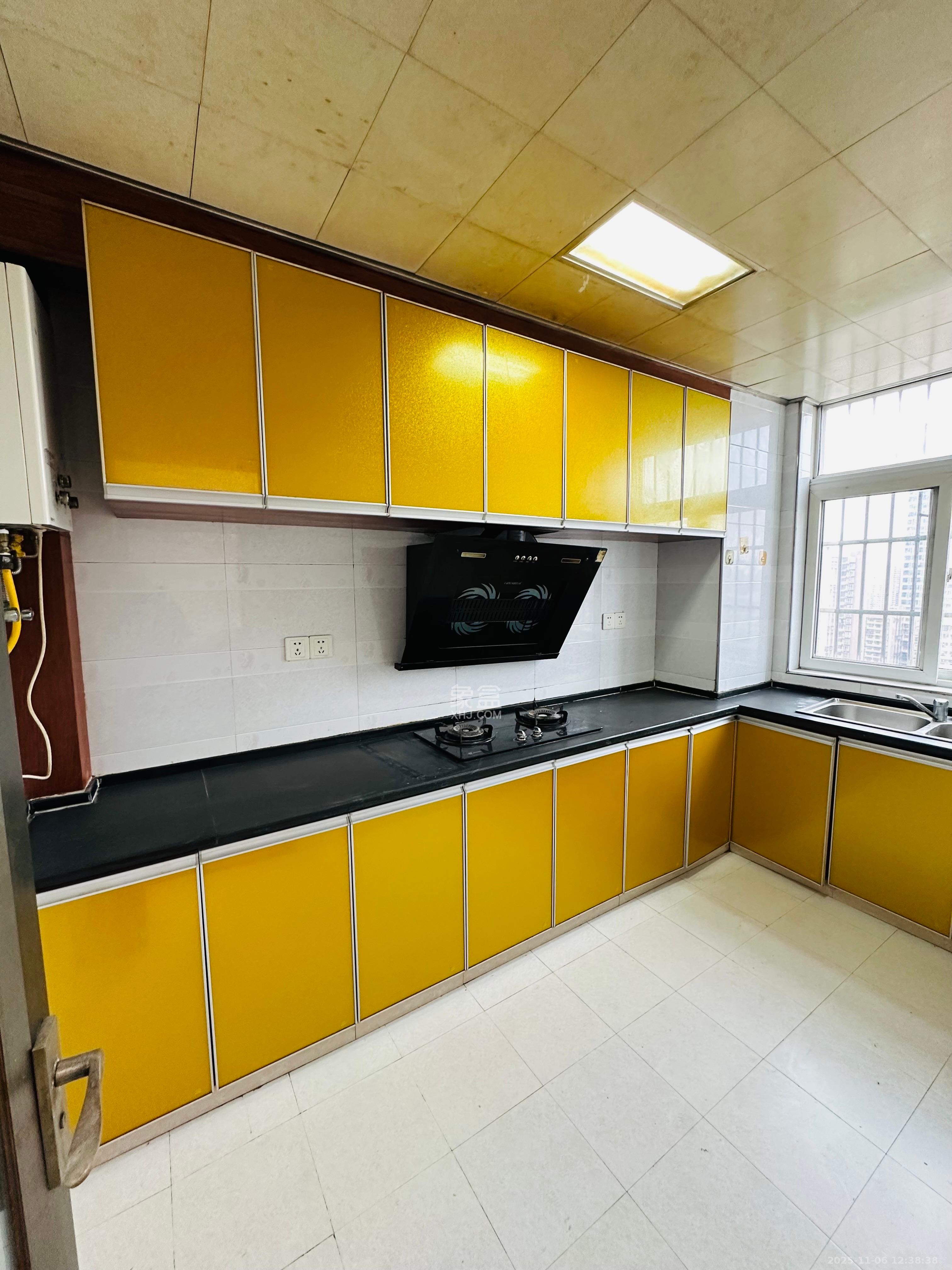 黎郡新宇熙春园  3室2厅1卫    2200.0元/月室内图