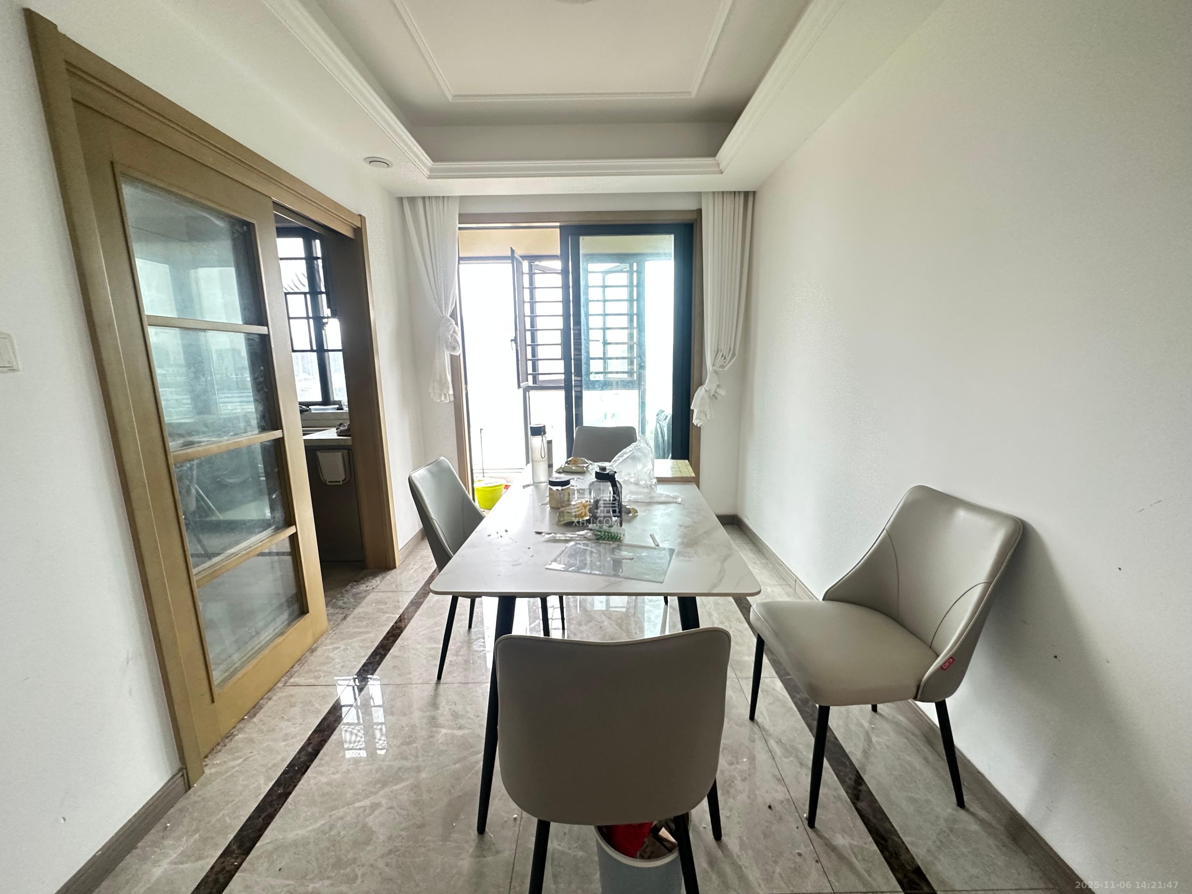 中建璟和城  4室2厅2卫    2800.0元/月室内图