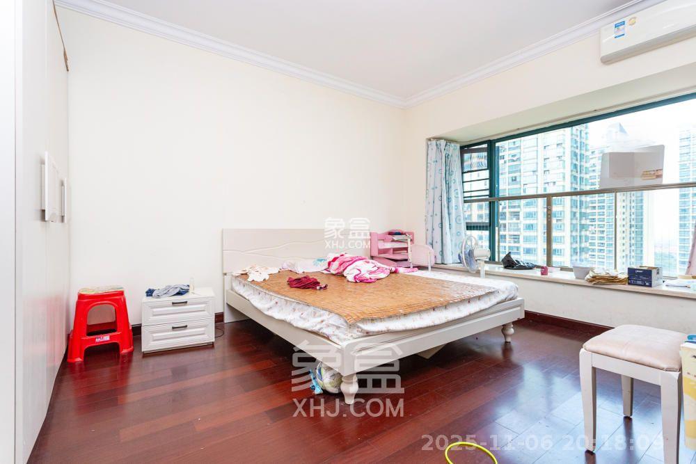 恒大名都  5室2厅3卫    4000.0元/月室内图