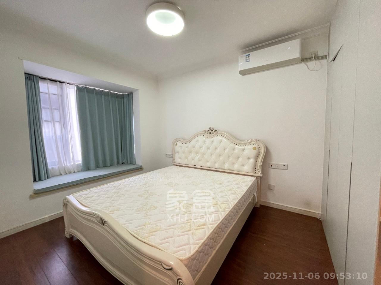 万科魅力之城锋镜里  3室1厅1卫    2800.0元/月室内图