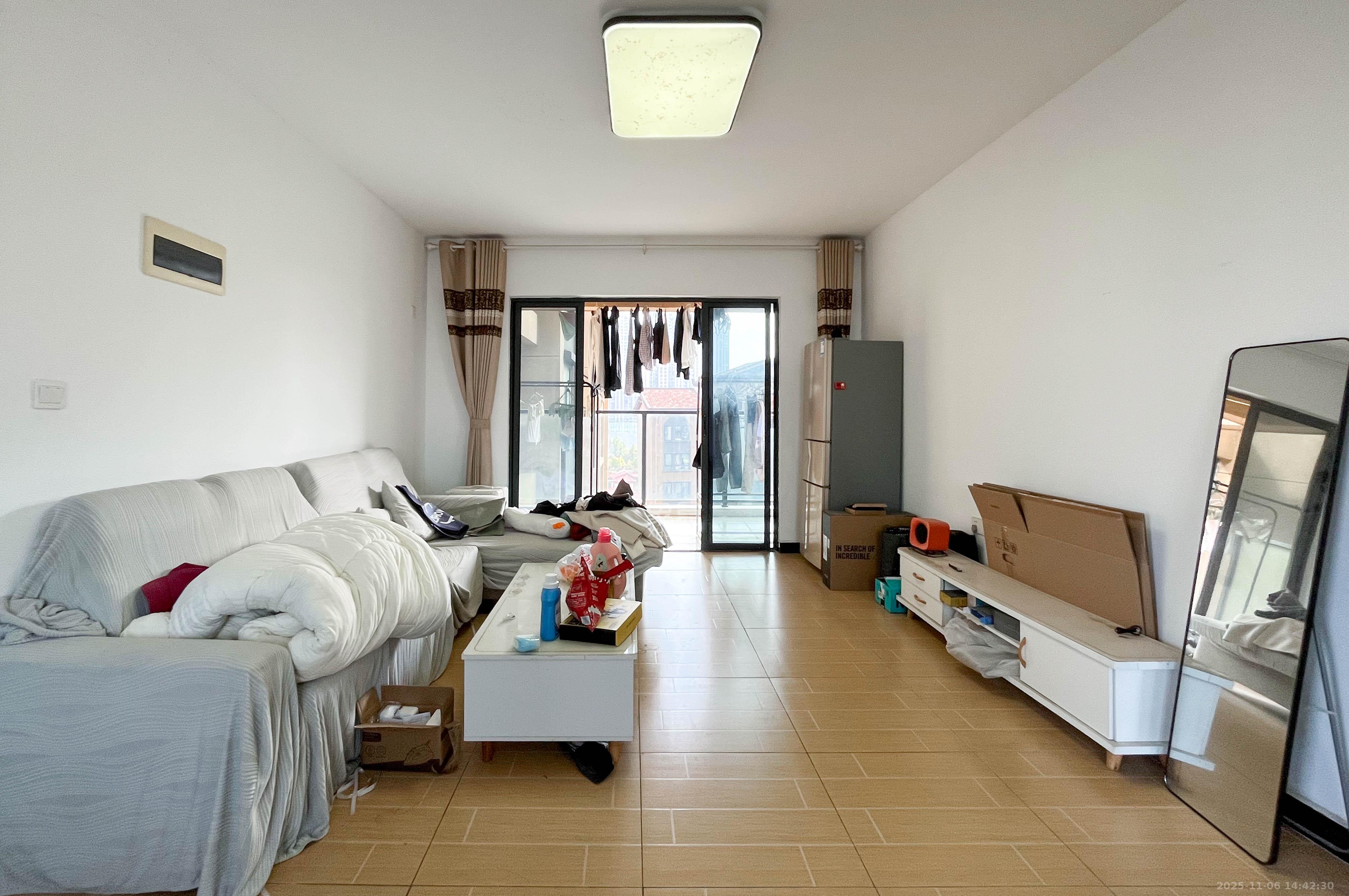 振业城二期  3室0厅0卫    140.0万