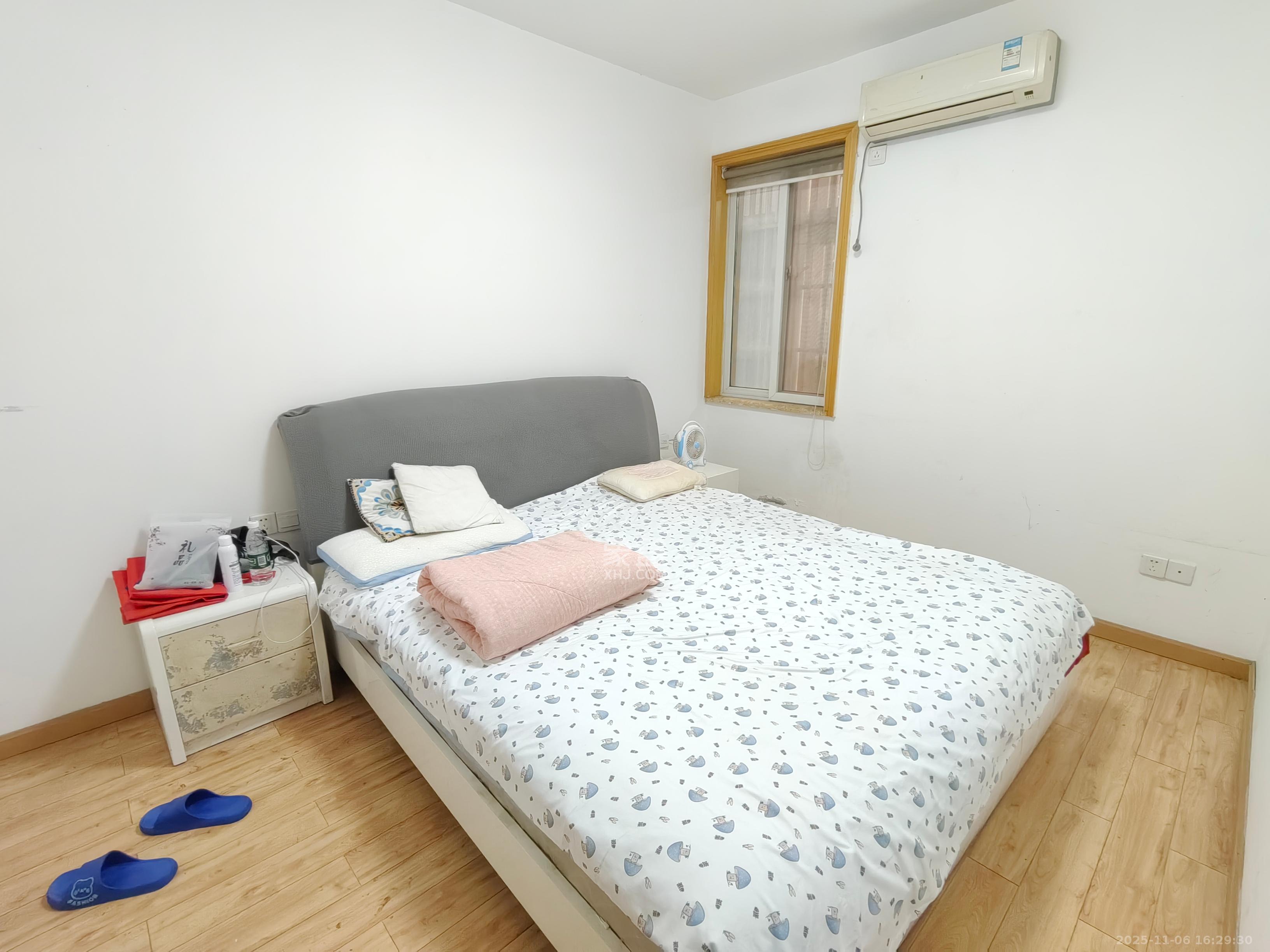 巧克力空间（建鸿达现代大厦）  2室2厅1卫    2000.0元/月室内图