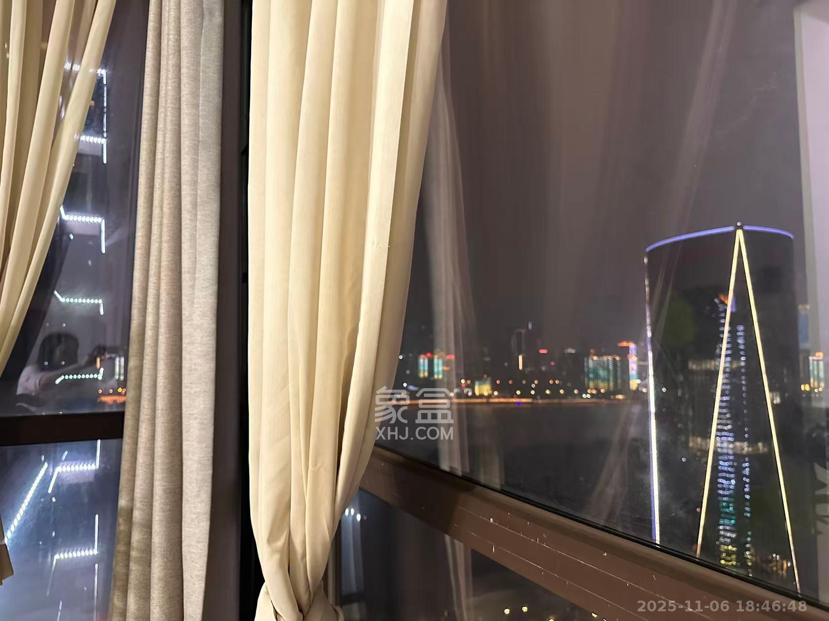 保利西海岸B区  1室2厅1卫    2700.0元/月室内图